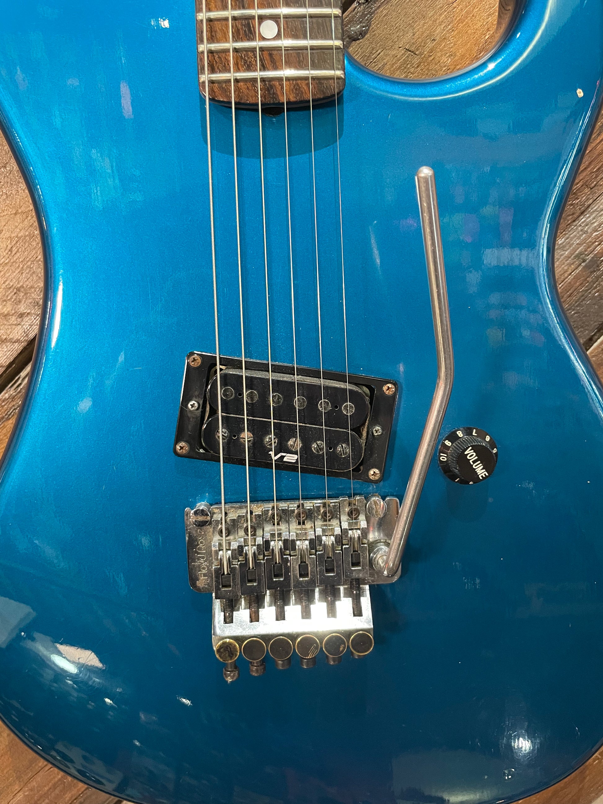 S/H 1985 Kramer MIJ Focus 1000 Electric Guitar, Metallic Blue