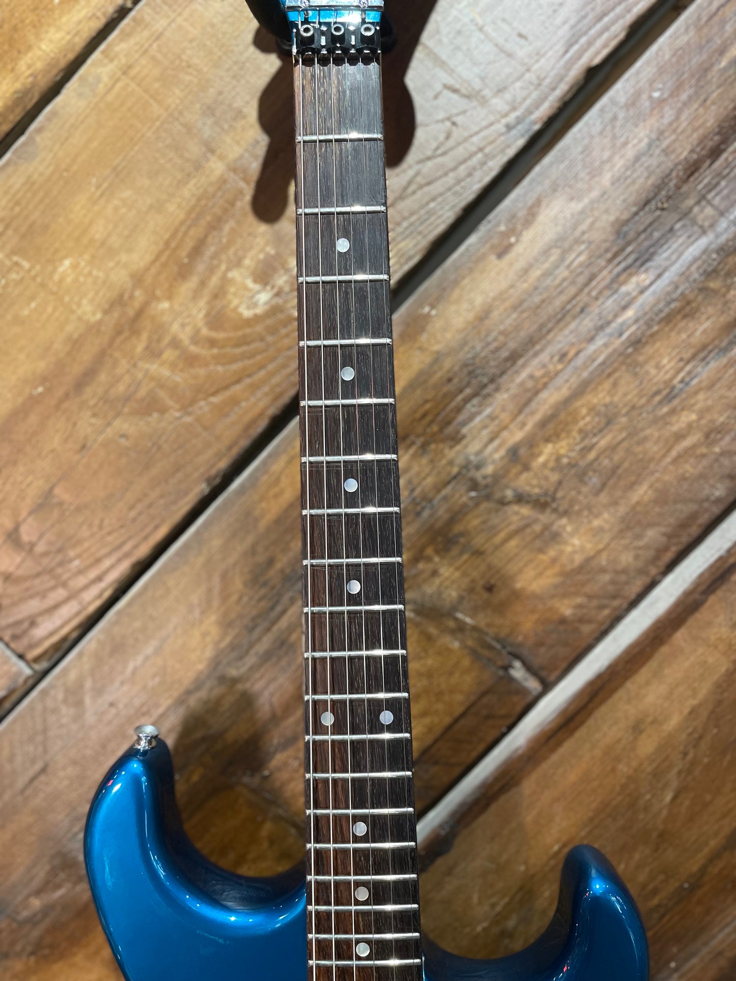 S/H 1985 Kramer MIJ Focus 1000 Electric Guitar, Metallic Blue