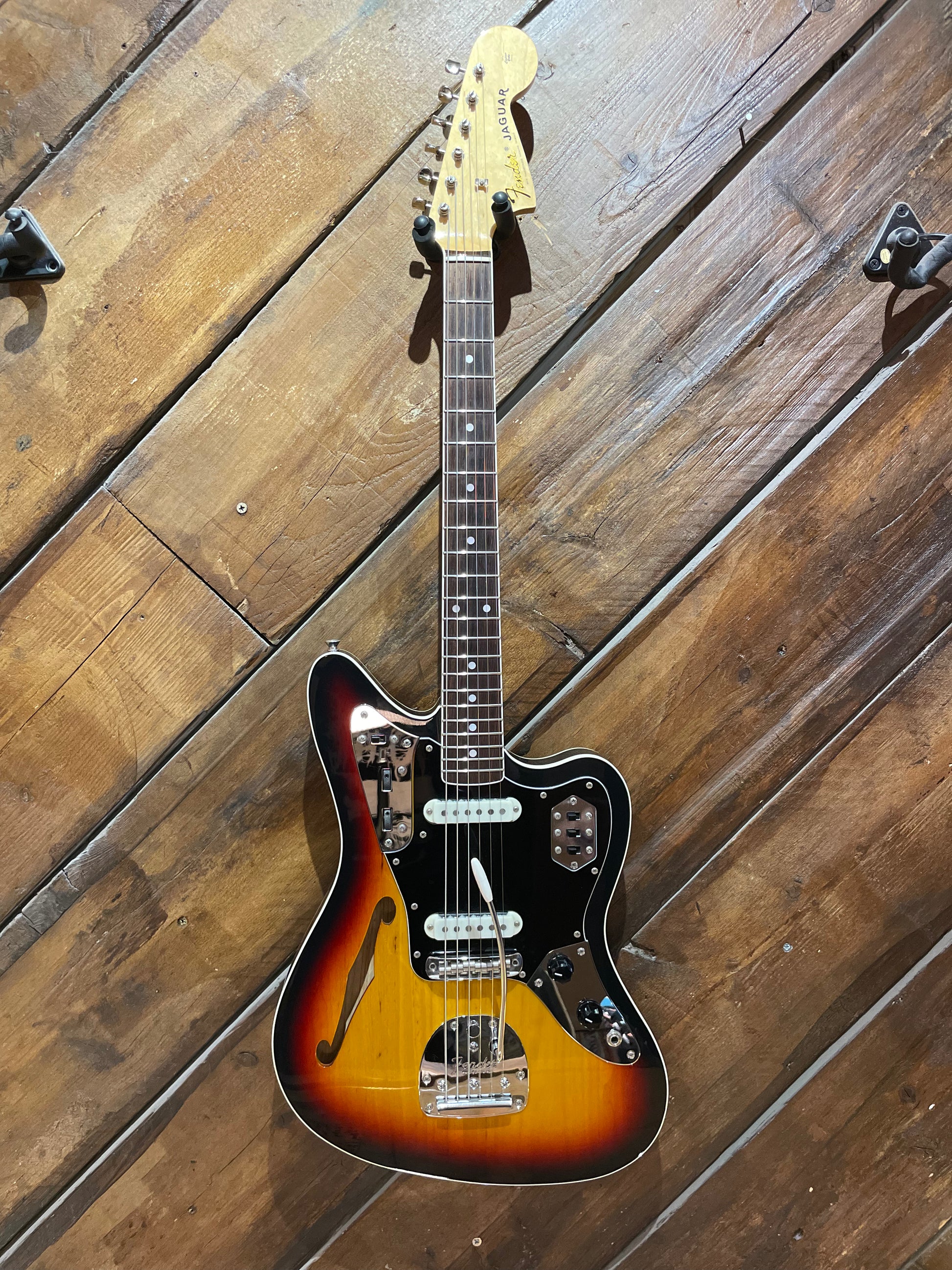 S/H 2012 Fender MIJ FSR Thinline Jaguar, Three Tone Sunburst