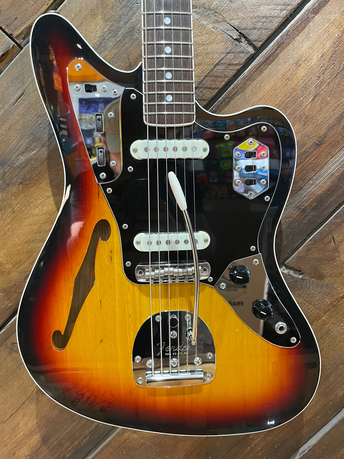 S/H 2012 Fender MIJ FSR Thinline Jaguar, Three Tone Sunburst