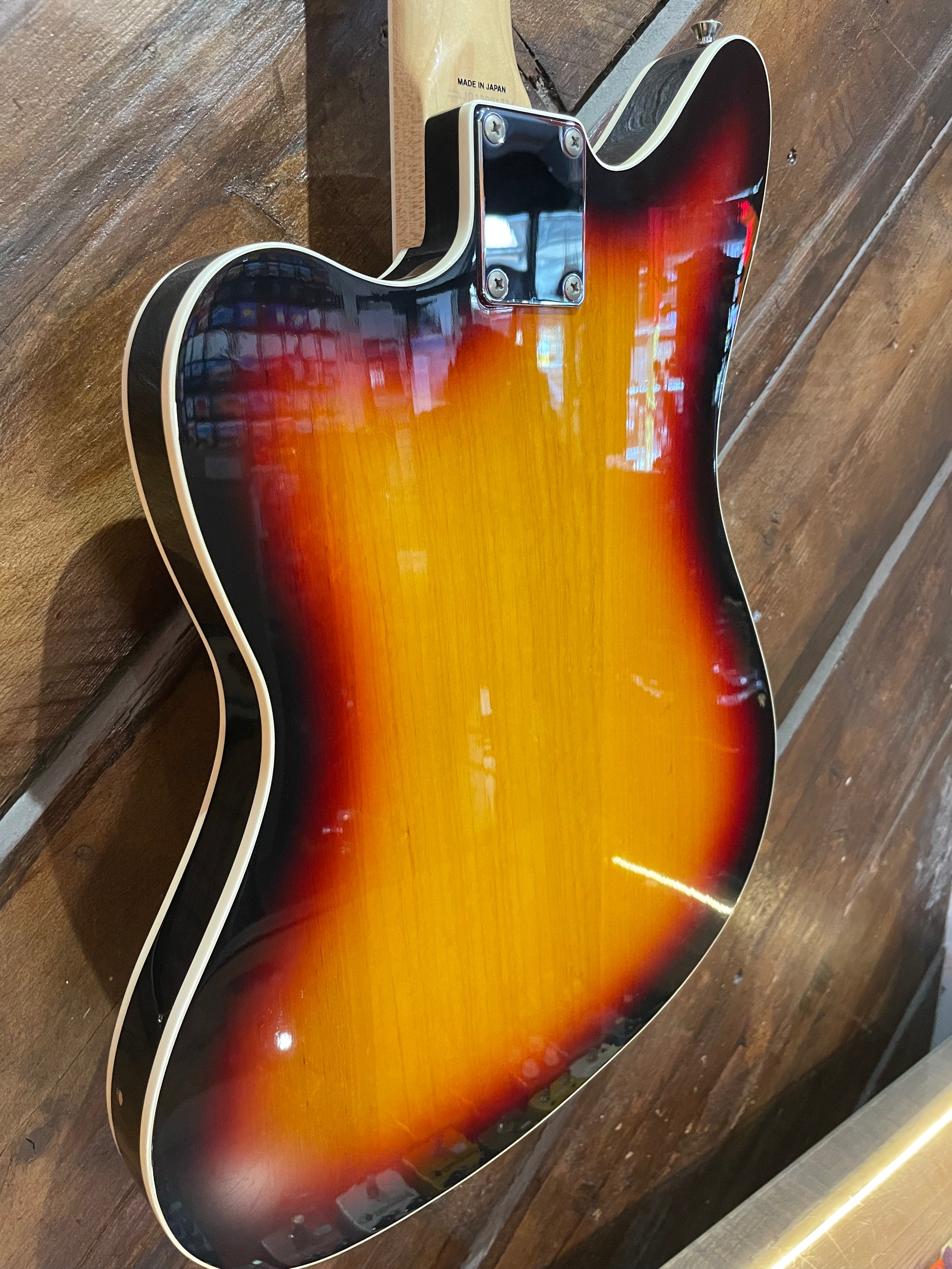 S/H 2012 Fender MIJ FSR Thinline Jaguar, Three Tone Sunburst