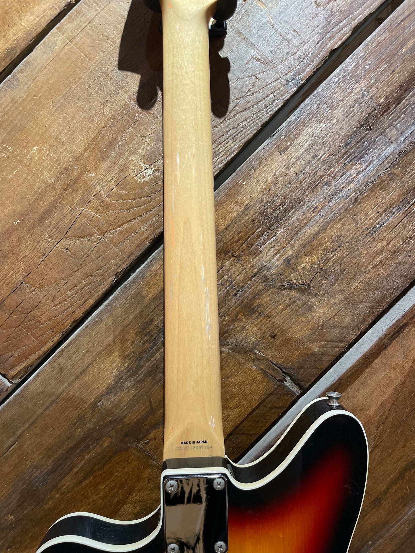 S/H 2012 Fender MIJ FSR Thinline Jaguar, Three Tone Sunburst