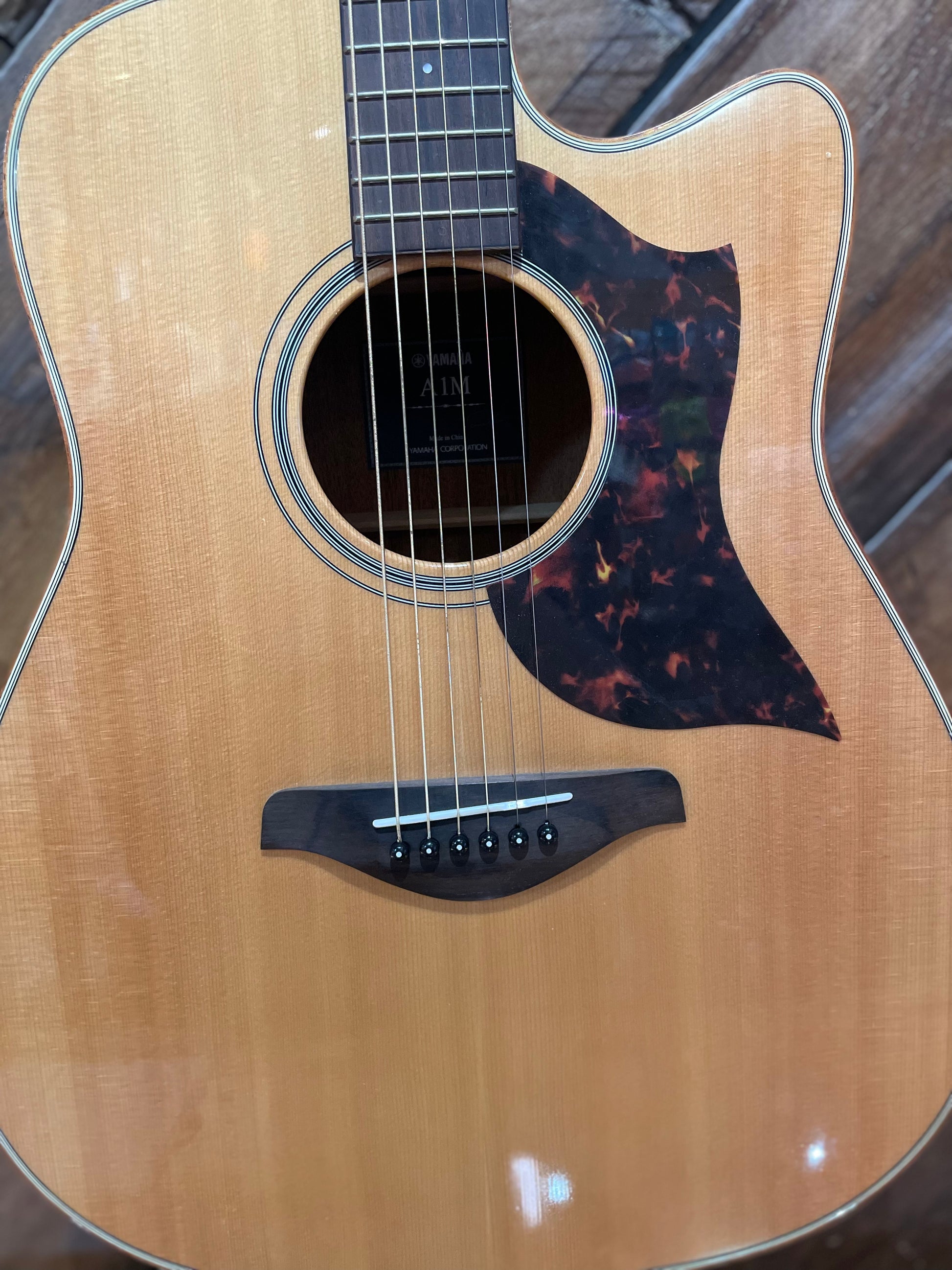 S/H Yamaha A1M Dreadnought Electro-Acoustic Guitar, Natural