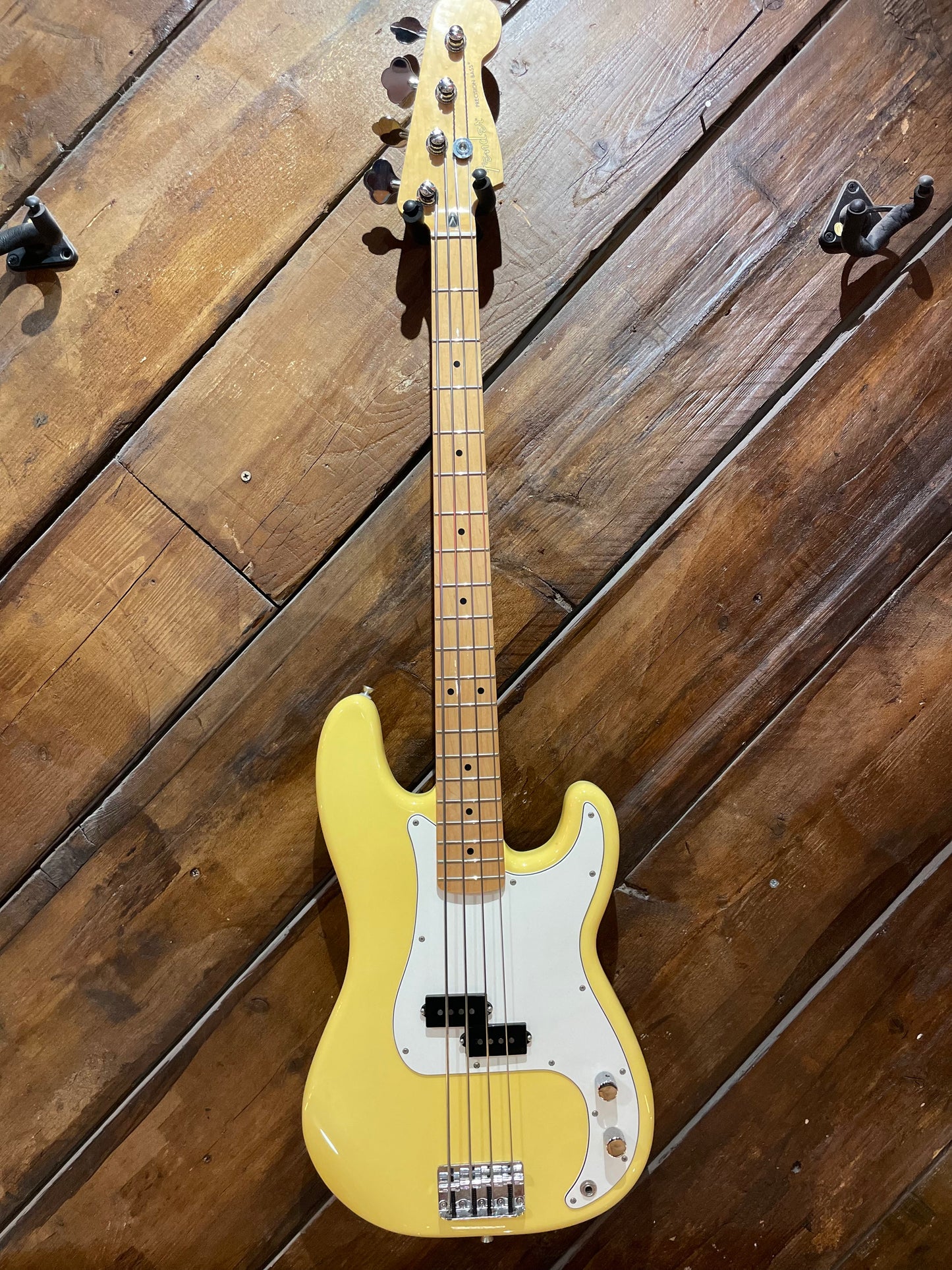 S/H 2021 Fender Player 75th Anniversary Precision Bass, Buttercream