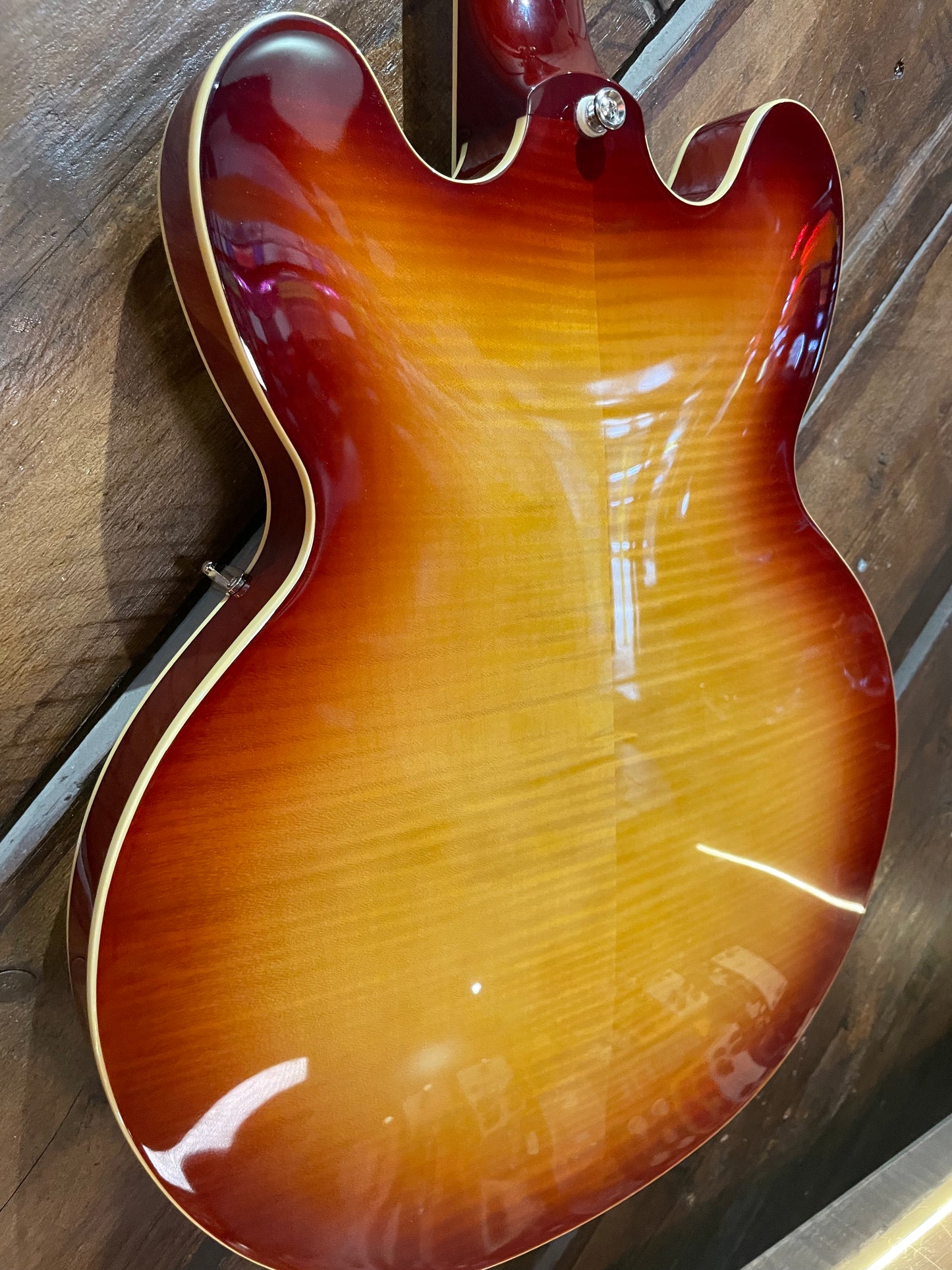 S/H Epiphone ES-335 Flamed Maple Semi Hollow Electric Guitar, Sunburst