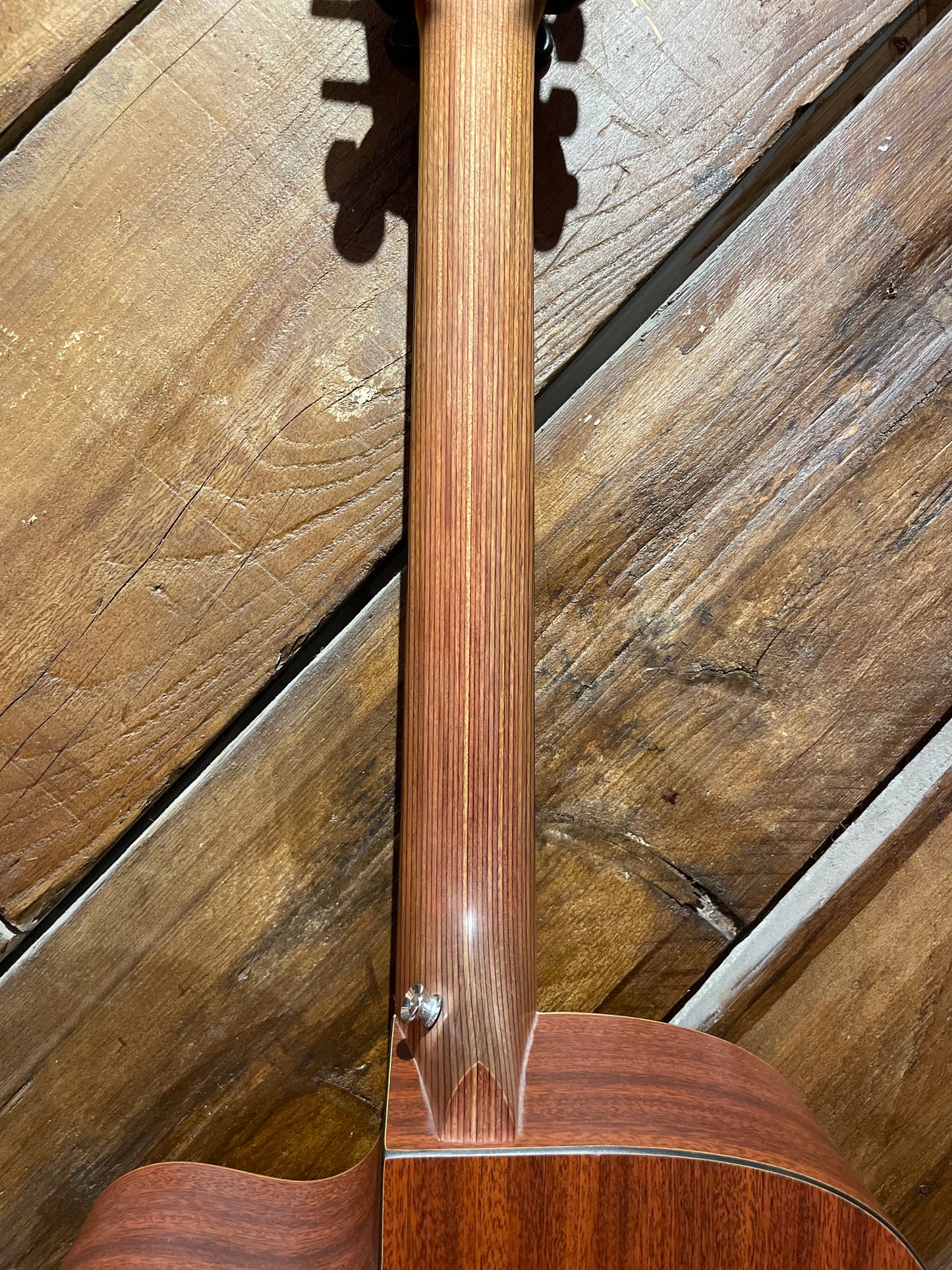 S/H Martin DCX1E Dreanought Electro-Acoustic Guitar, Natural