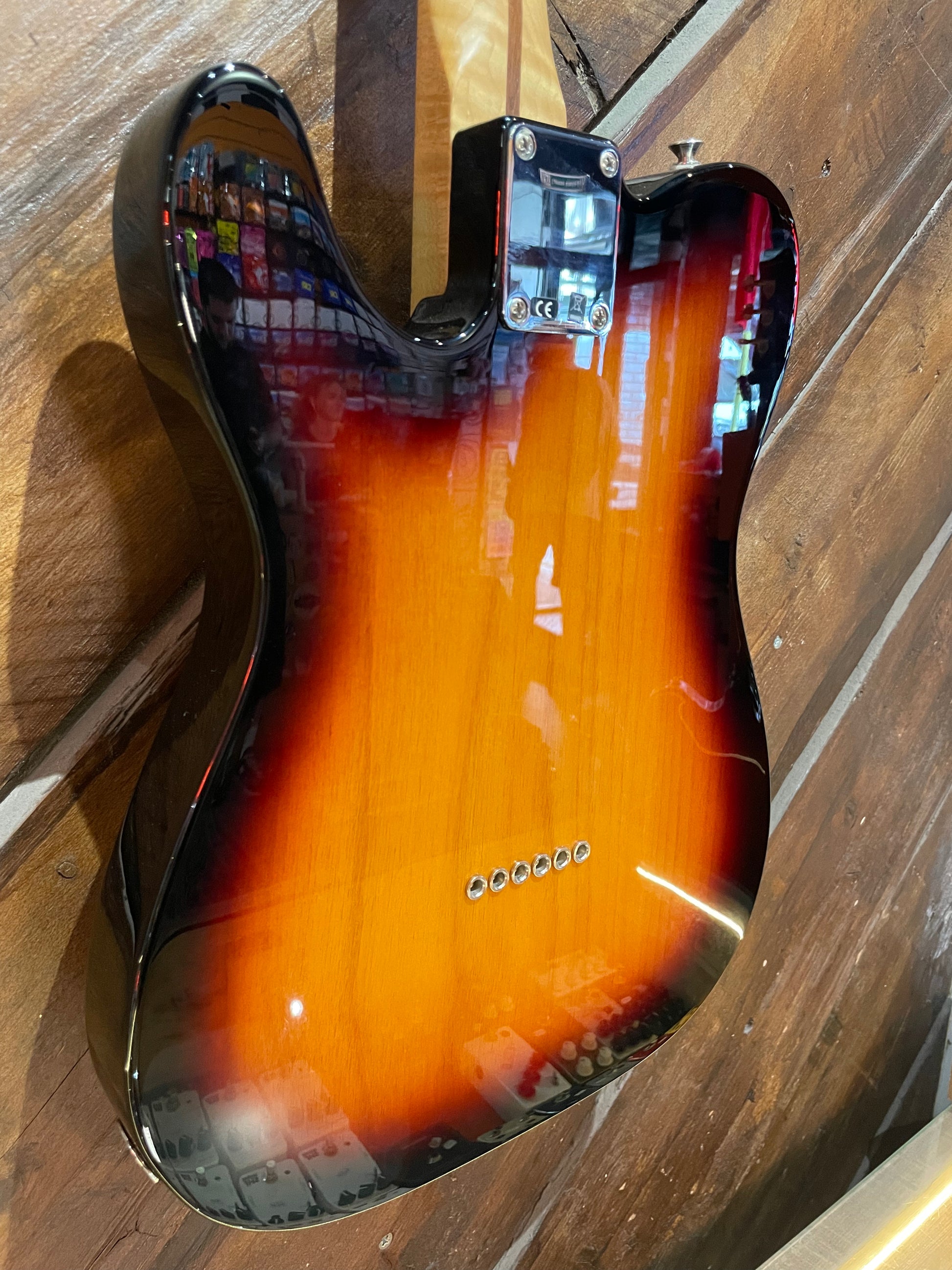 S/H 2015 Fender Mexican Standard Telecaster, Three Tone Sunburst