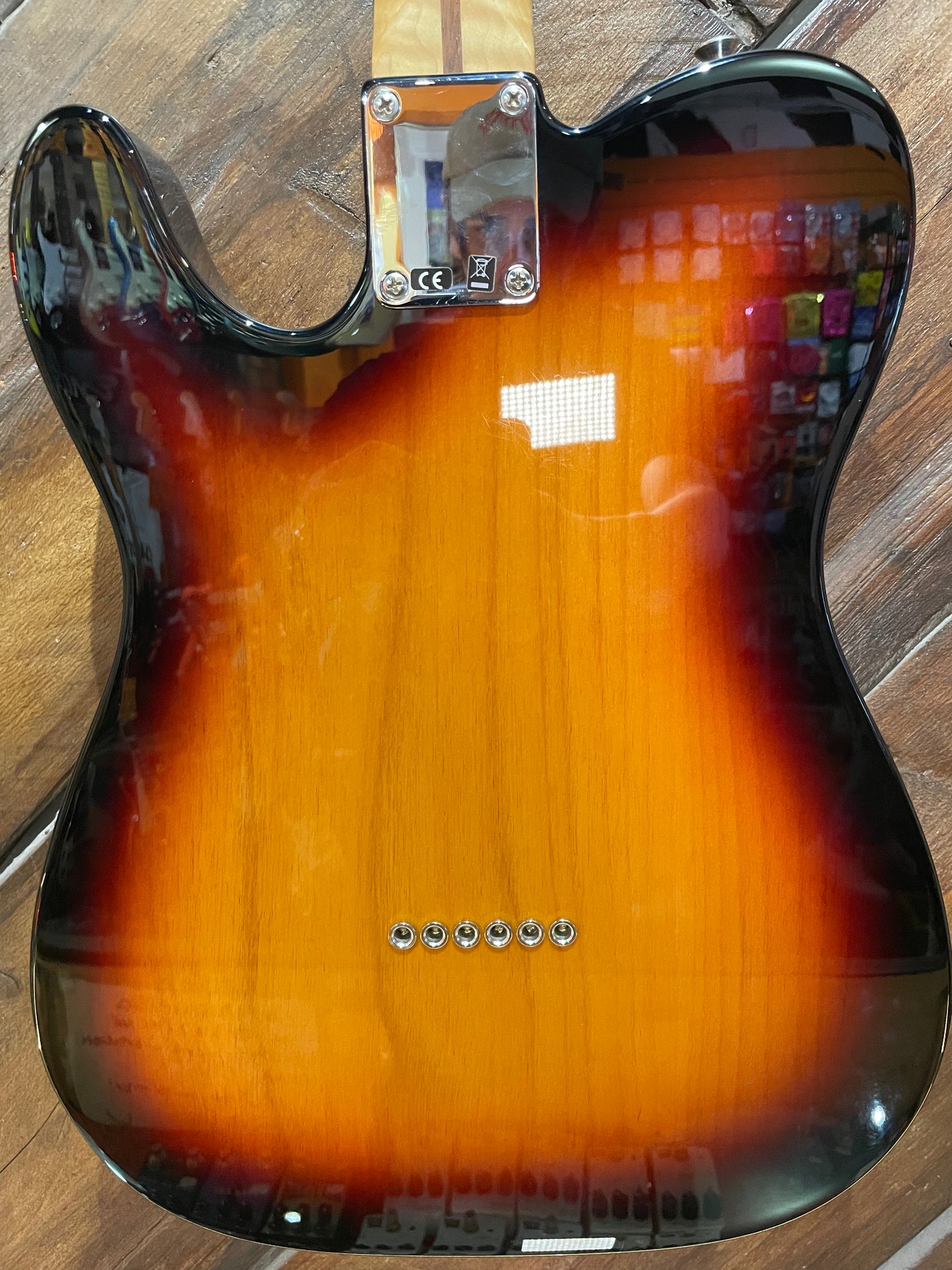S/H 2015 Fender Mexican Standard Telecaster, Three Tone Sunburst