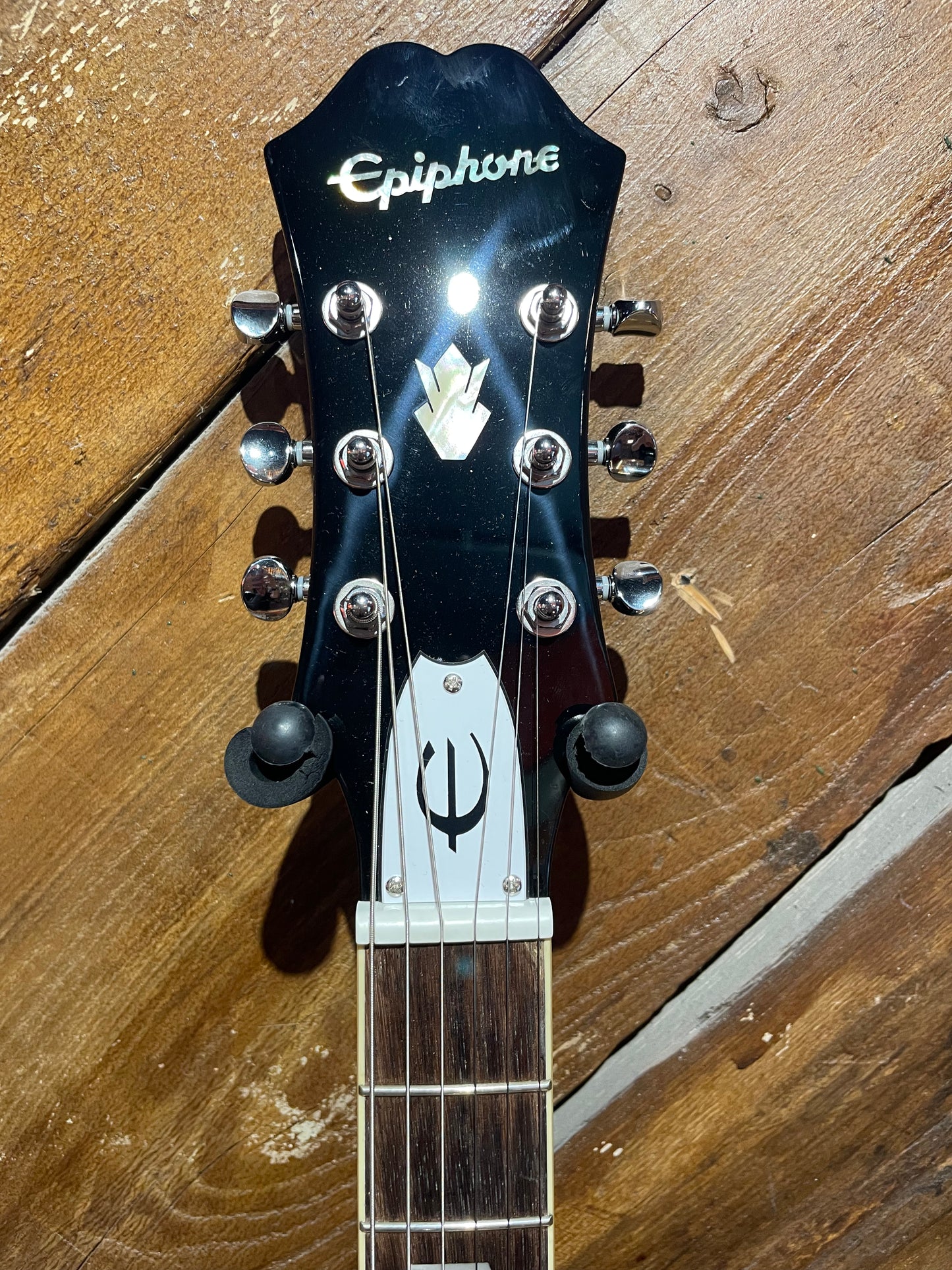 S/H Epiphone Artist Noel Gallagher Signature Riviera, Dark Red Wine