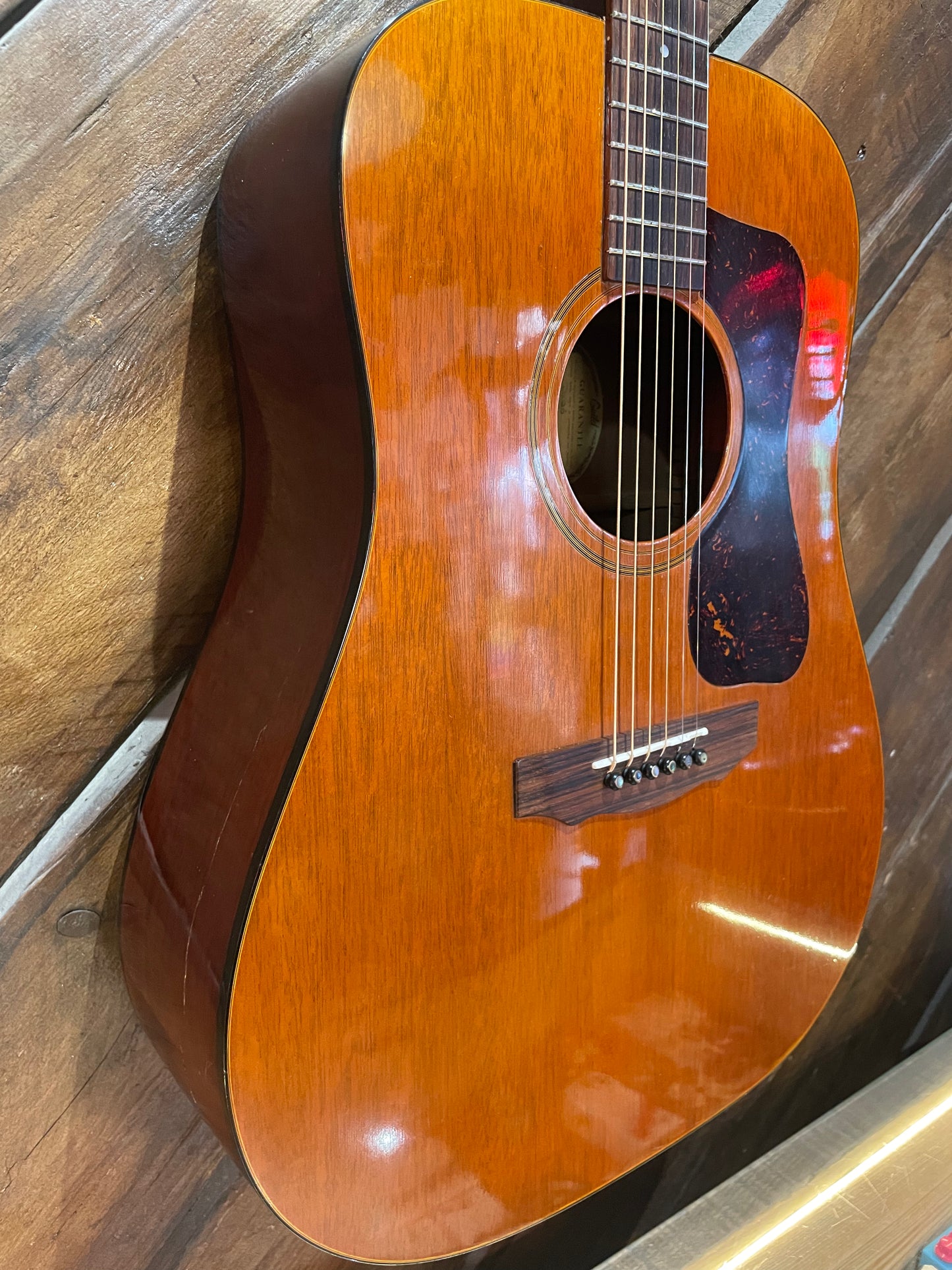 S/H 1973 Guild D-25 Dreadnought Acoustic Guitar, Natural