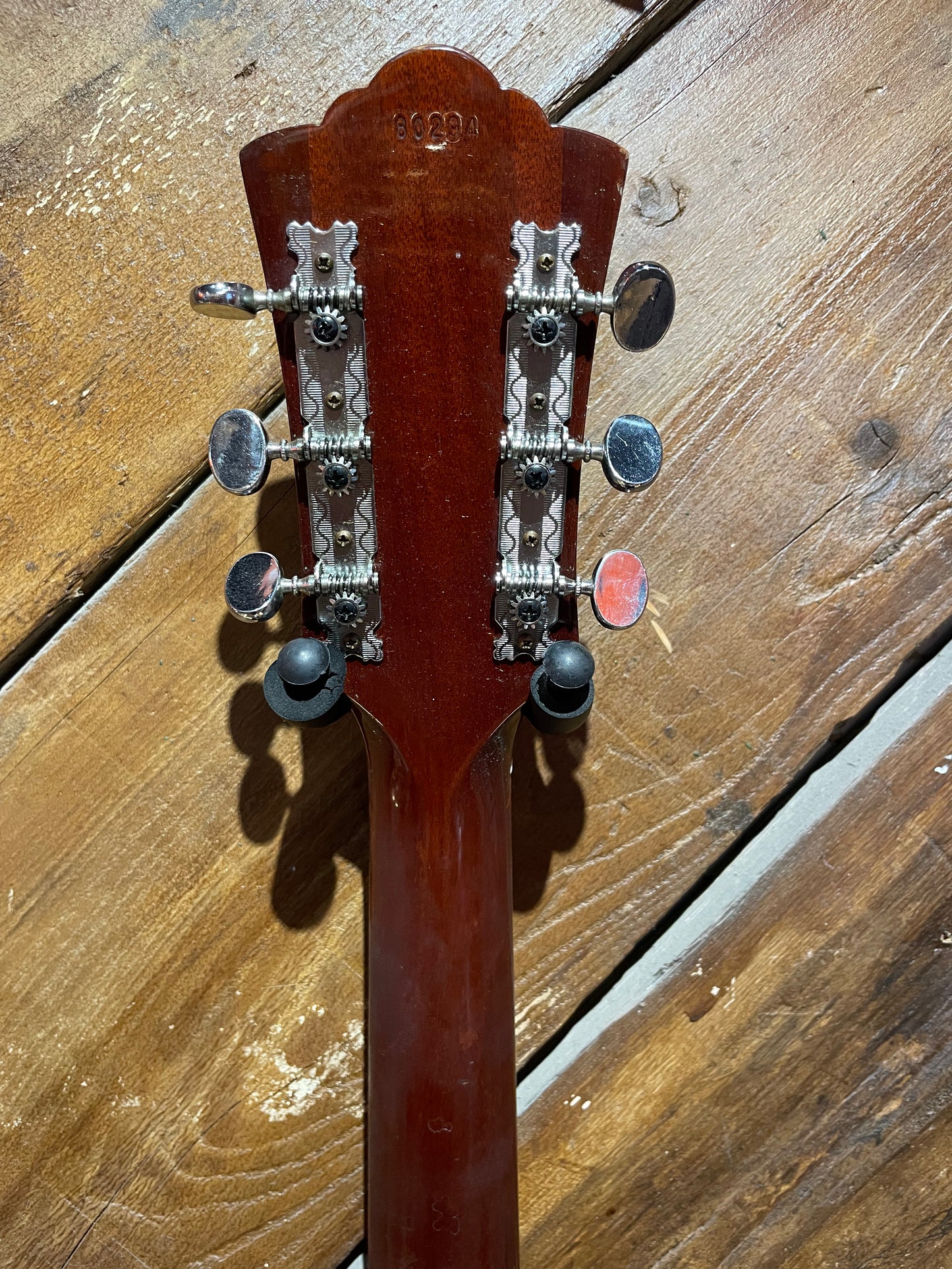S/H 1973 Guild D-25 Dreadnought Acoustic Guitar, Natural