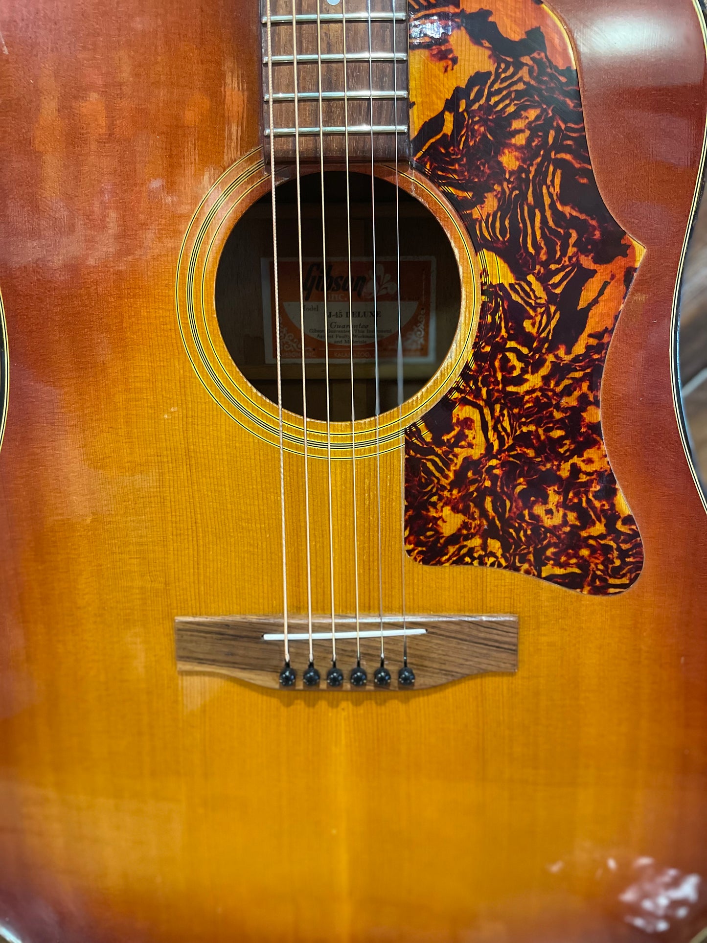 S/H 1973 Gibson J-45 Deluxe, Sunburst