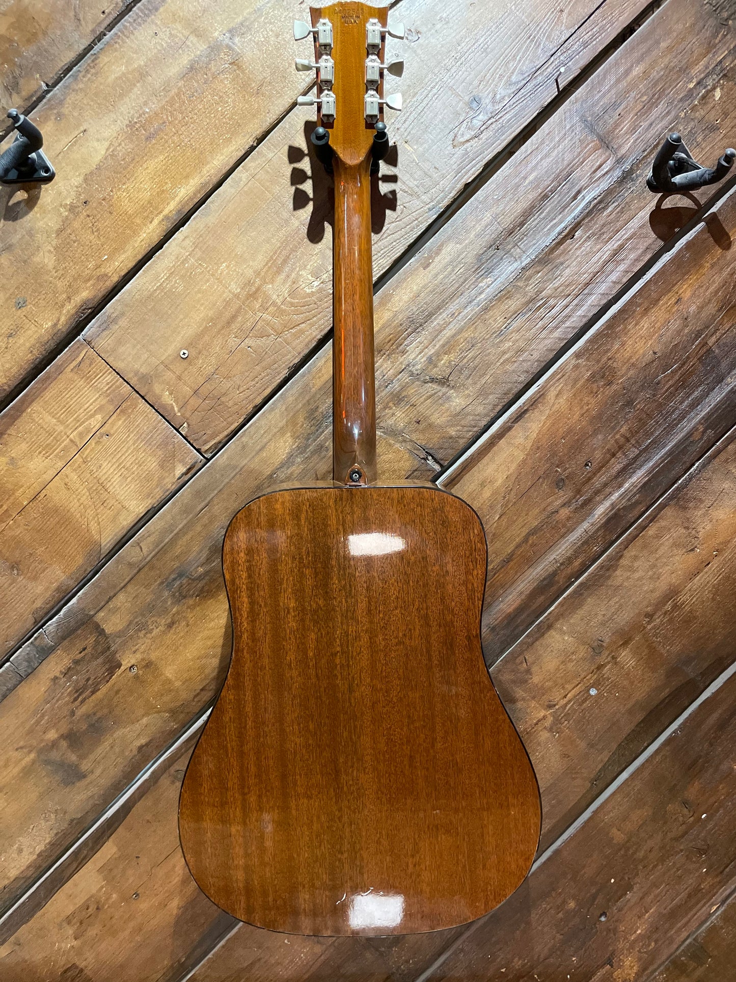 S/H 1973 Gibson J-45 Deluxe, Sunburst