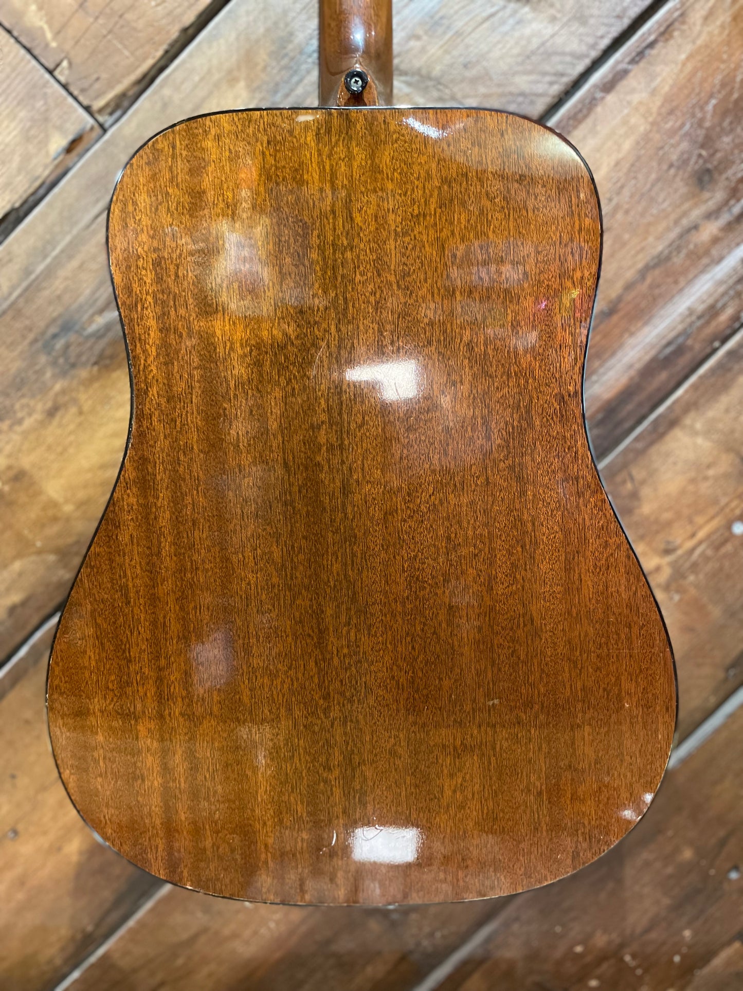 S/H 1973 Gibson J-45 Deluxe, Sunburst