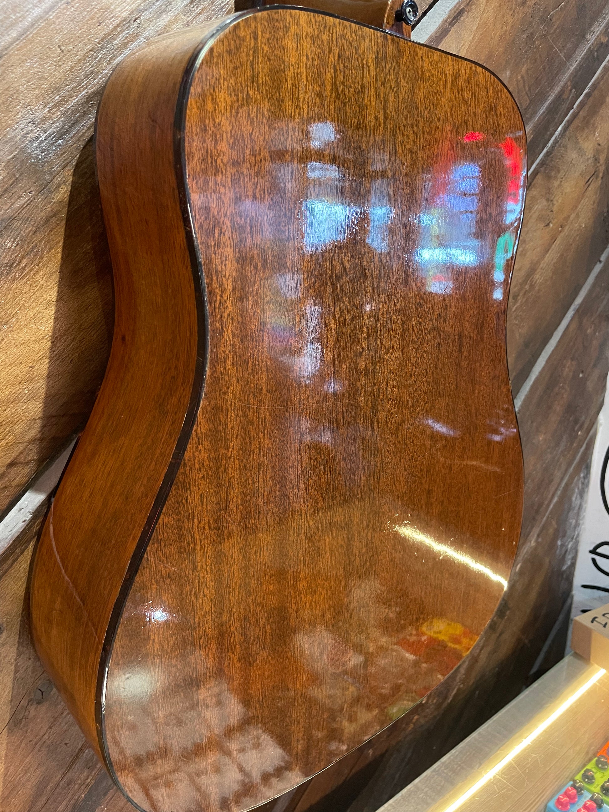 S/H 1973 Gibson J-45 Deluxe, Sunburst