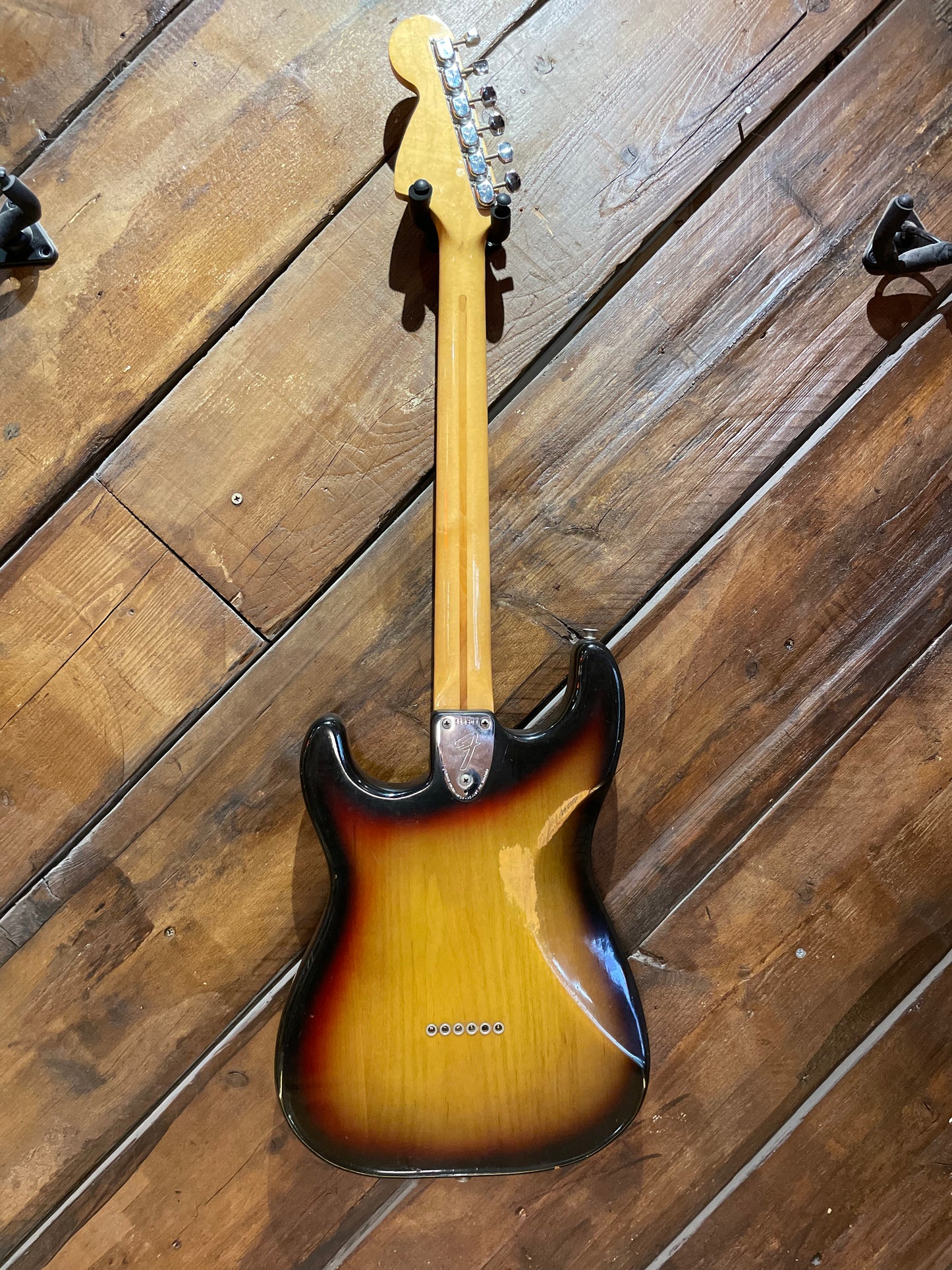 S/H 1974 Fender Stratocaster Hard Tail, Three Tone Sunburst