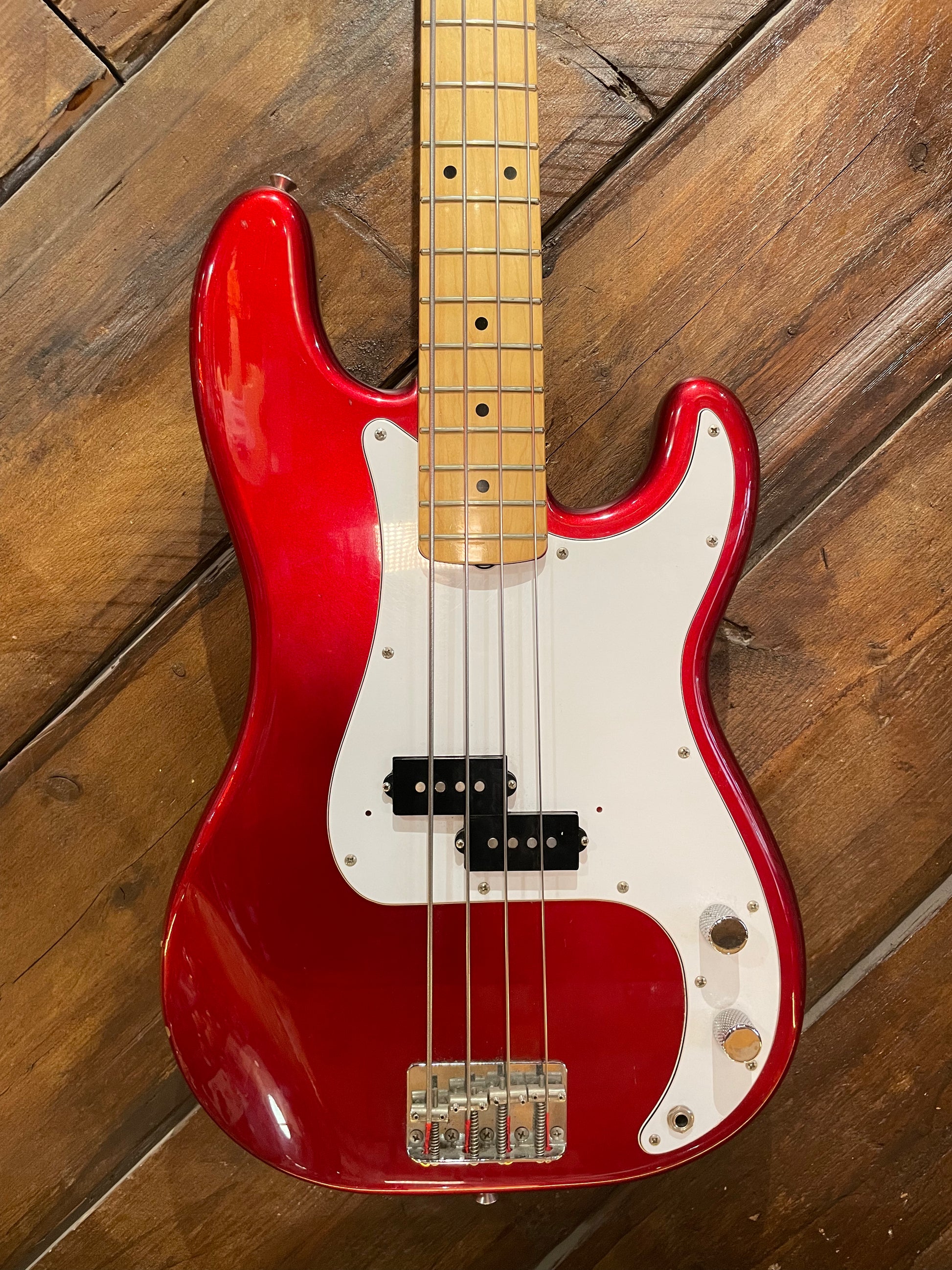 S/H 1987 Fender MIJ Standard Precision Bass, Candy Apple Red