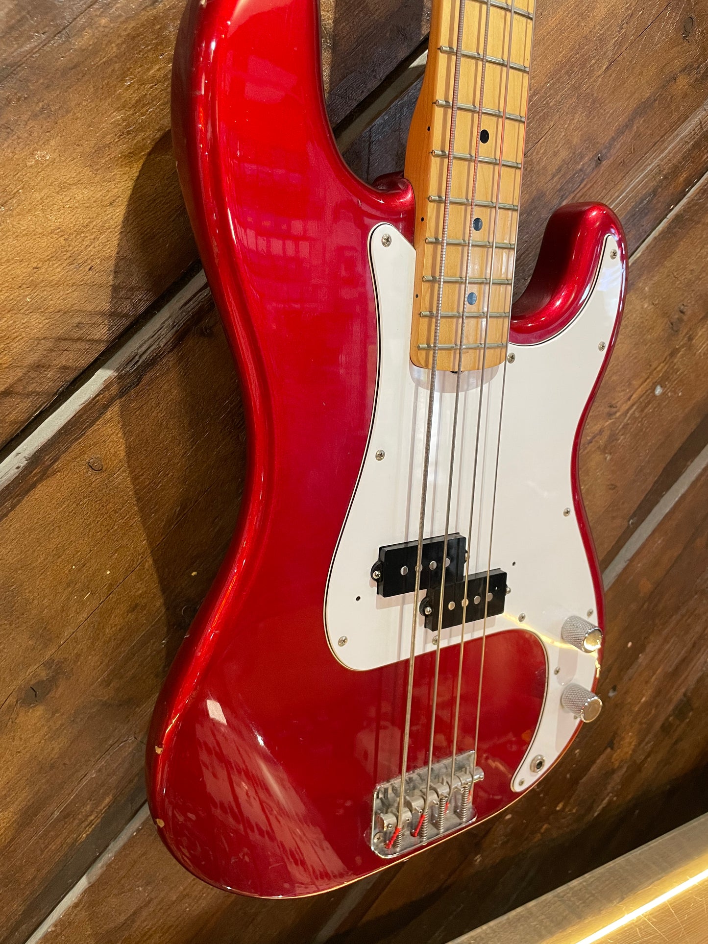 S/H 1987 Fender MIJ Standard Precision Bass, Candy Apple Red