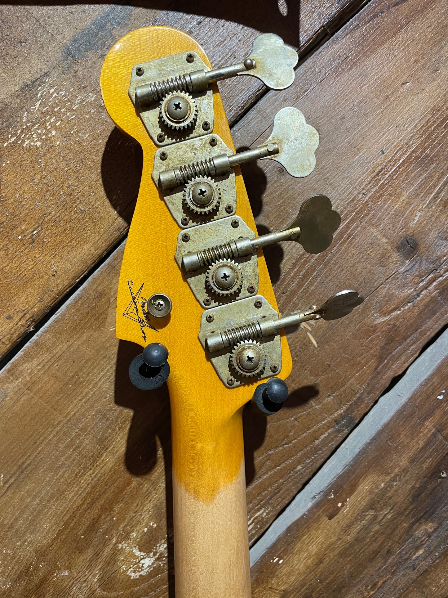 Fender Custom Shop 1960 Precision Bass Rosewood Fretboard, Super Faded Aged Sage Green Metallic (NEW)