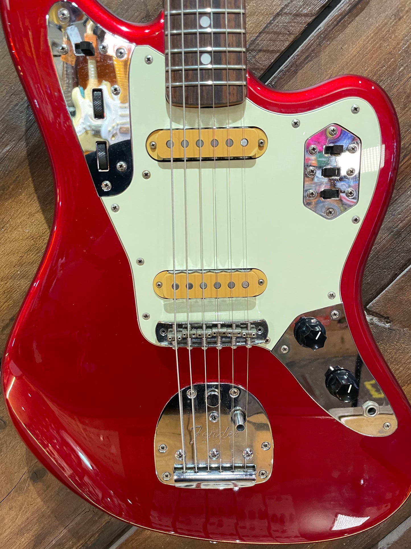 S/H 2003 Fender CIJ Jaguar JG60MH, Candy Apple Red