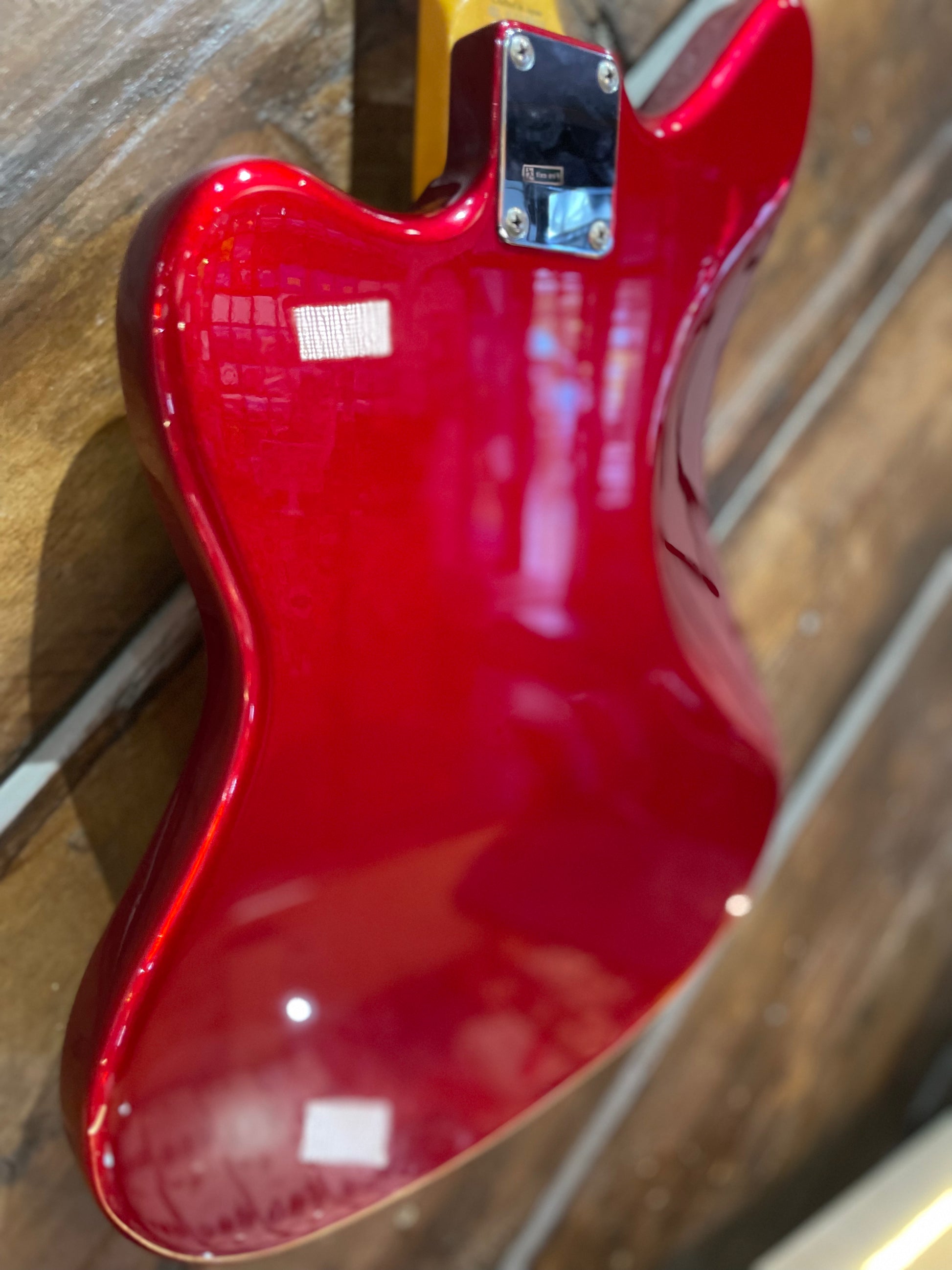 S/H 2003 Fender CIJ Jaguar JG60MH, Candy Apple Red