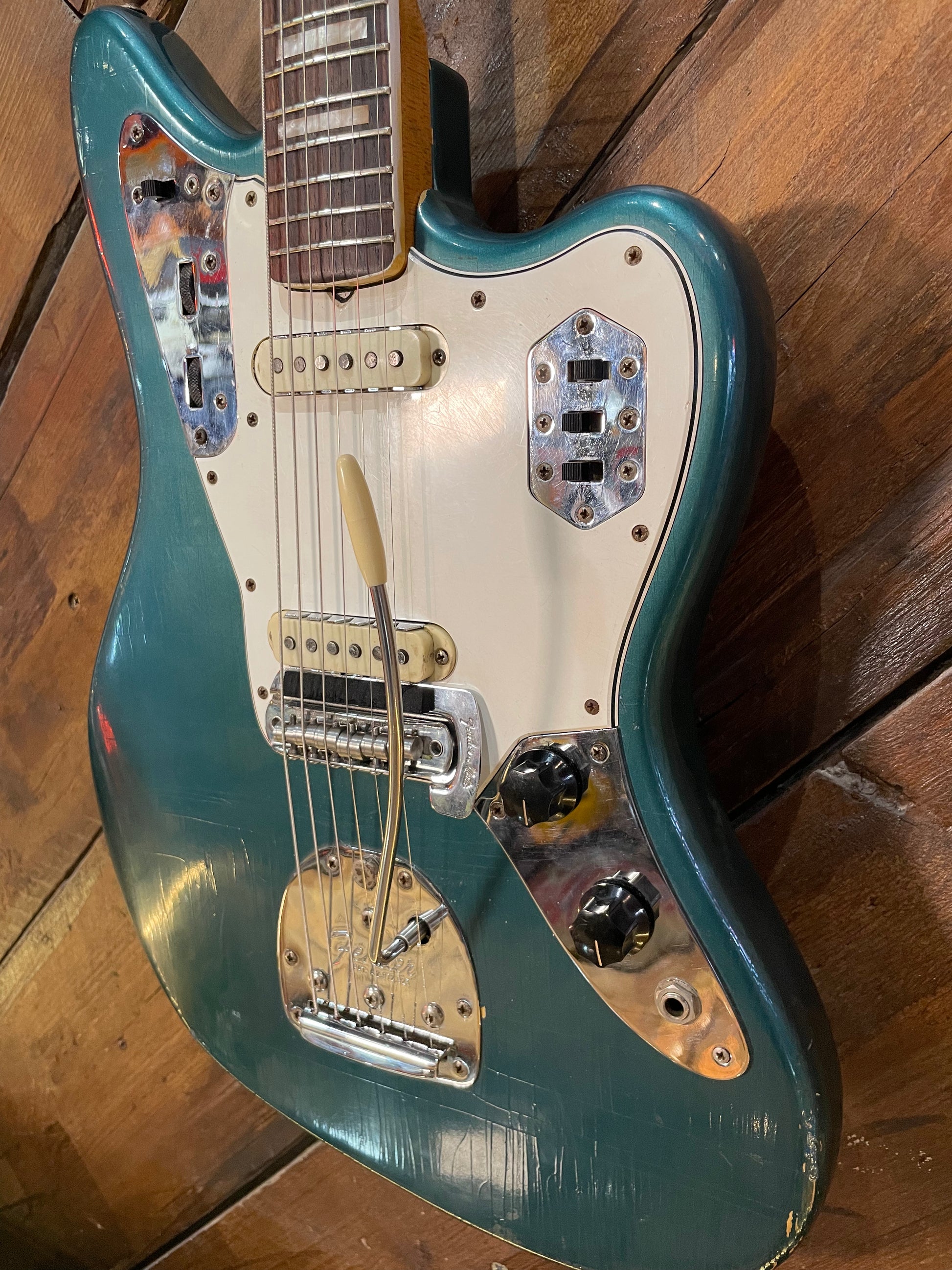 S/H 1966 Fender Jaguar, Lake Placid Blue