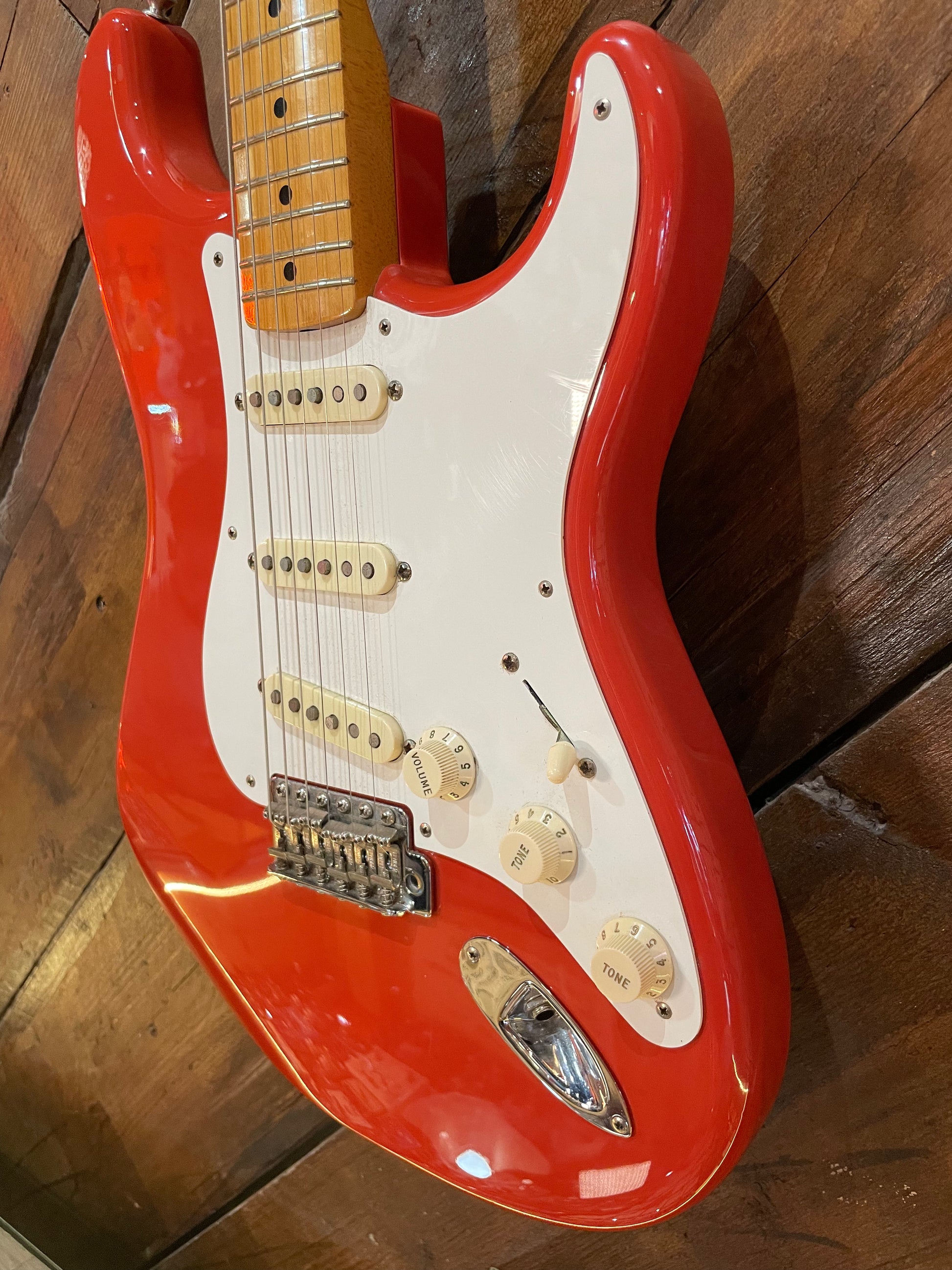 S/H 2017 Fender Classic Series 50s Stratocaster, Fiesta Red