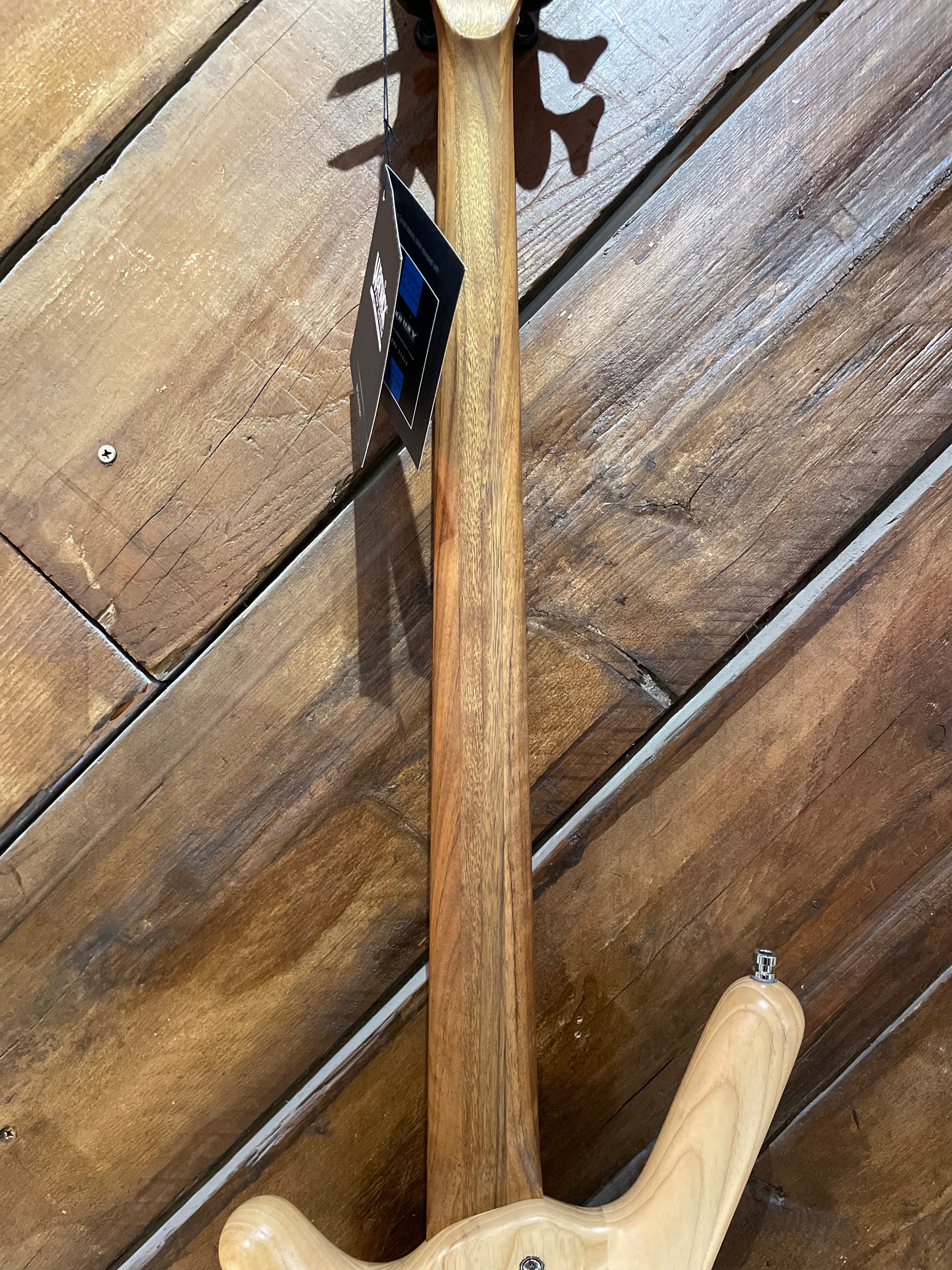 Warwick Corvette Ash IV, Natural NEW