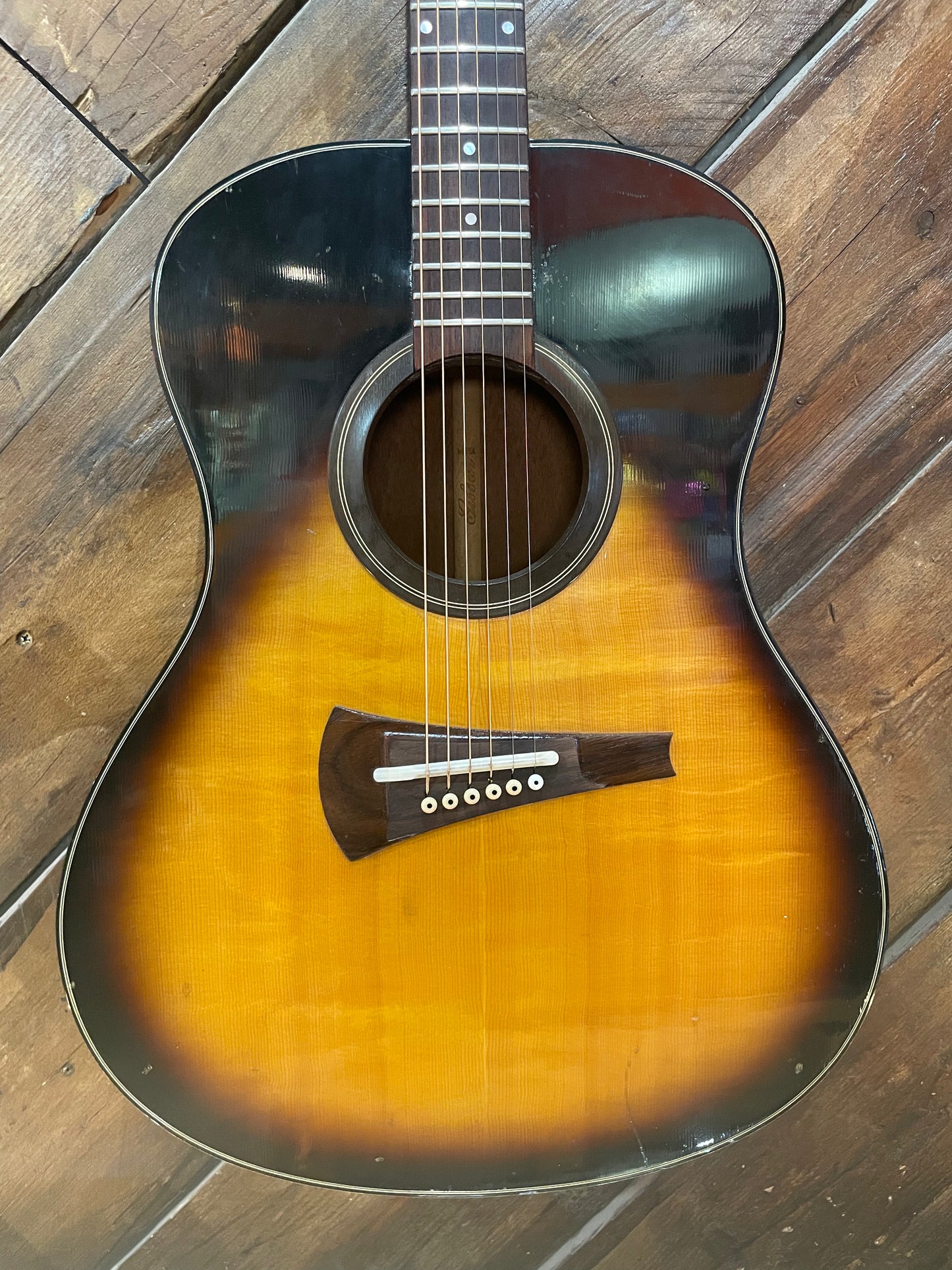S/H 1970s Gibson MK35 Dreadnought Acoustic Guitar, Sunburst