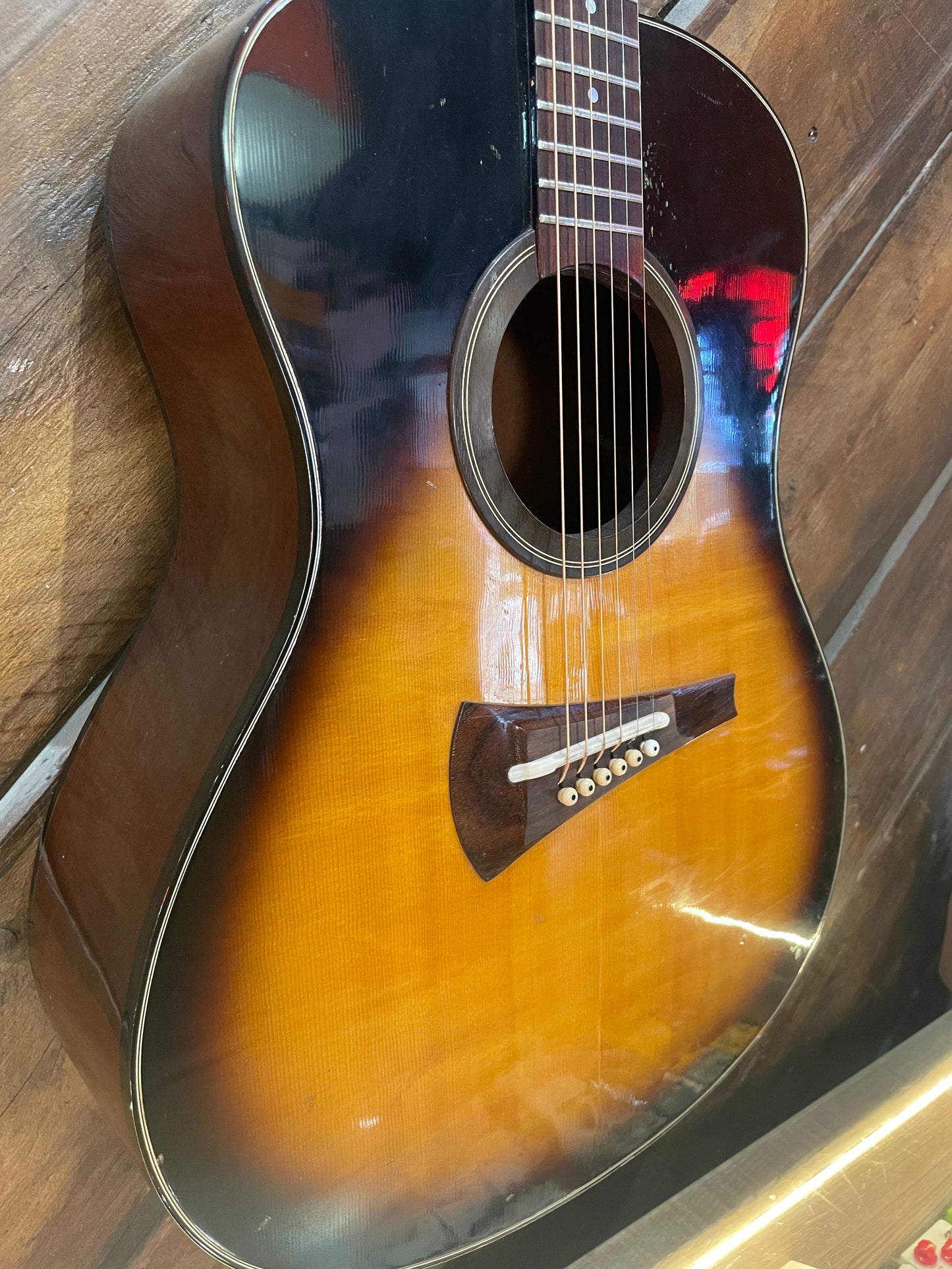 S/H 1970s Gibson MK35 Dreadnought Acoustic Guitar, Sunburst