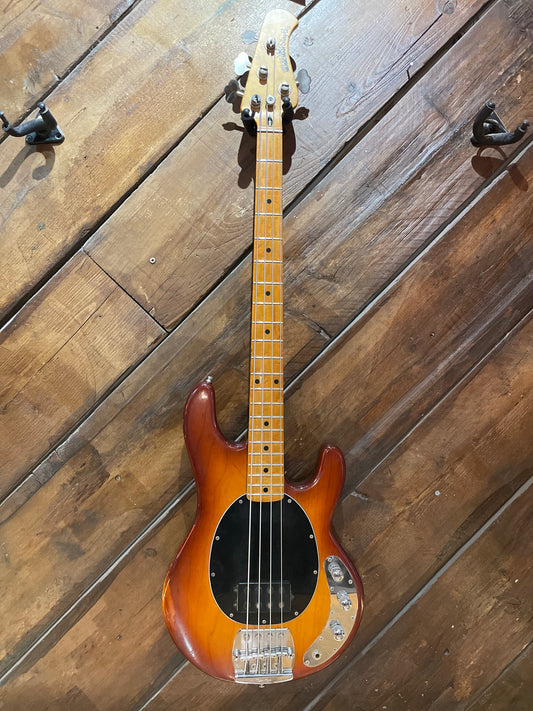 S/H 1989 Music Man Stingray, Honey Burst