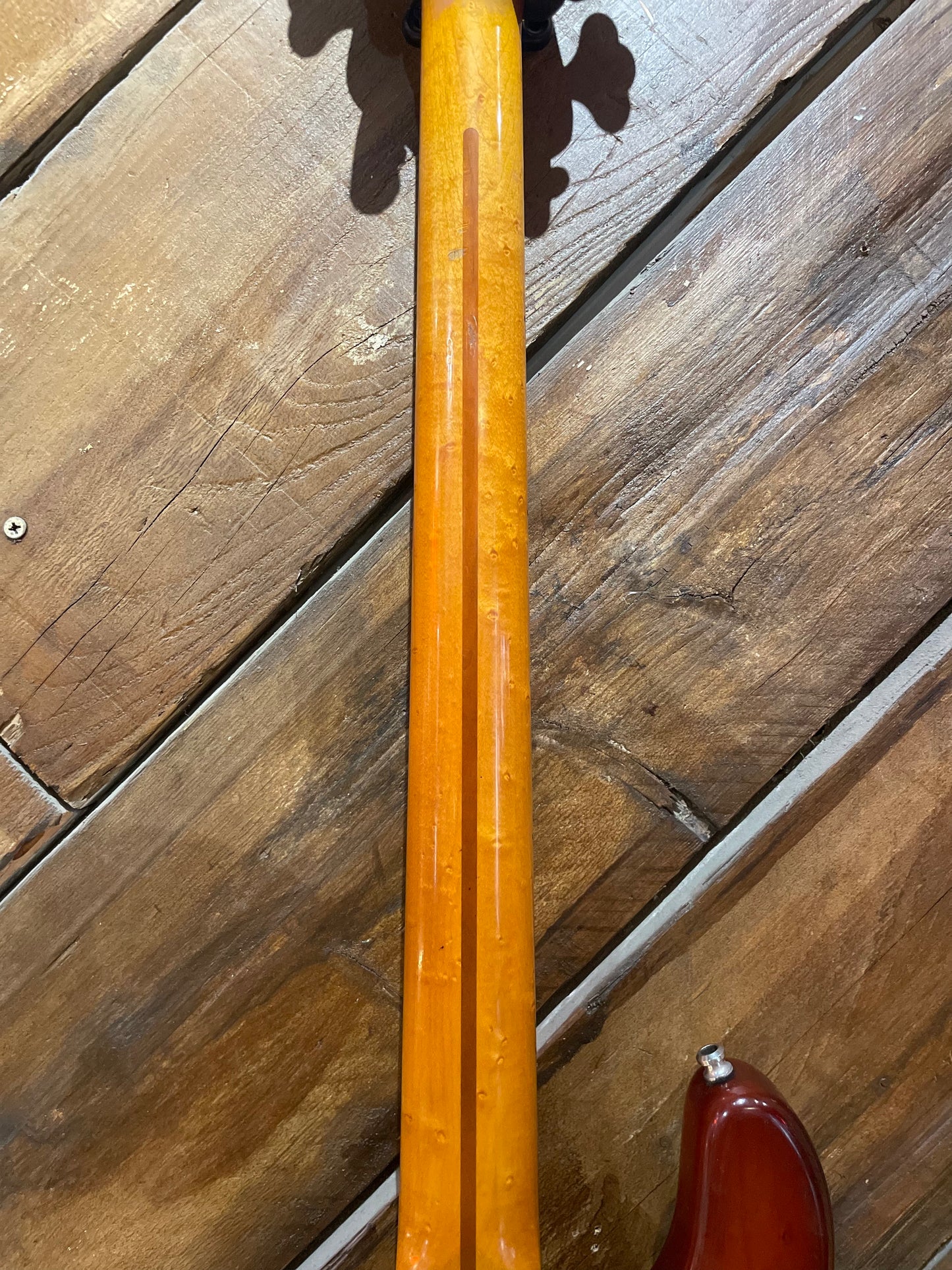 S/H 1989 Music Man Stingray, Honey Burst