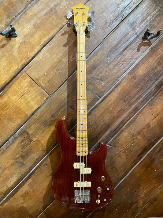S/H 1980 Ibanez Roadstar 924 Bass, Traditional Violin
