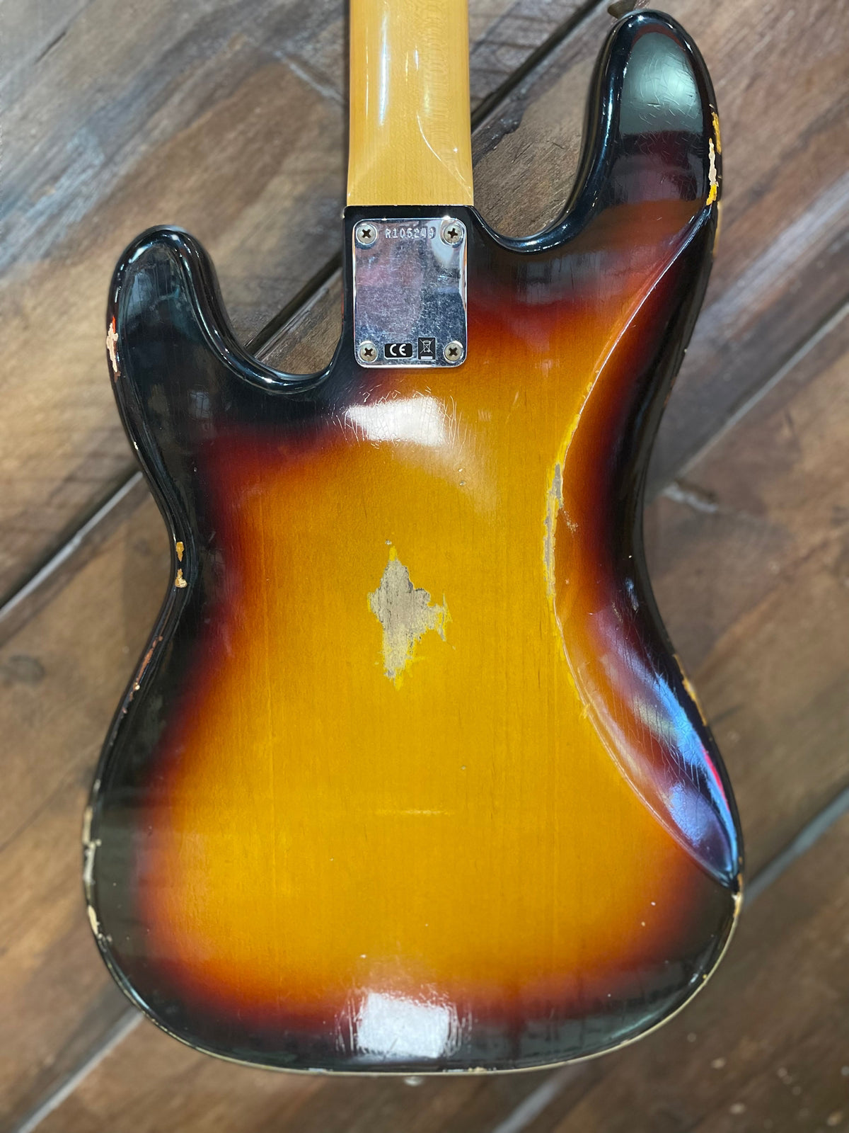 S/H 2020 Fender Custom Shop '63 Precision Bass, Relic Three Tone Sunburst