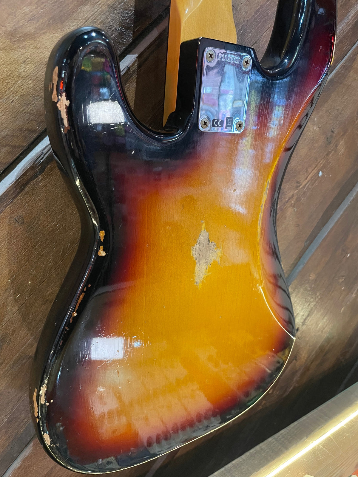 S/H 2020 Fender Custom Shop '63 Precision Bass, Relic Three Tone Sunburst