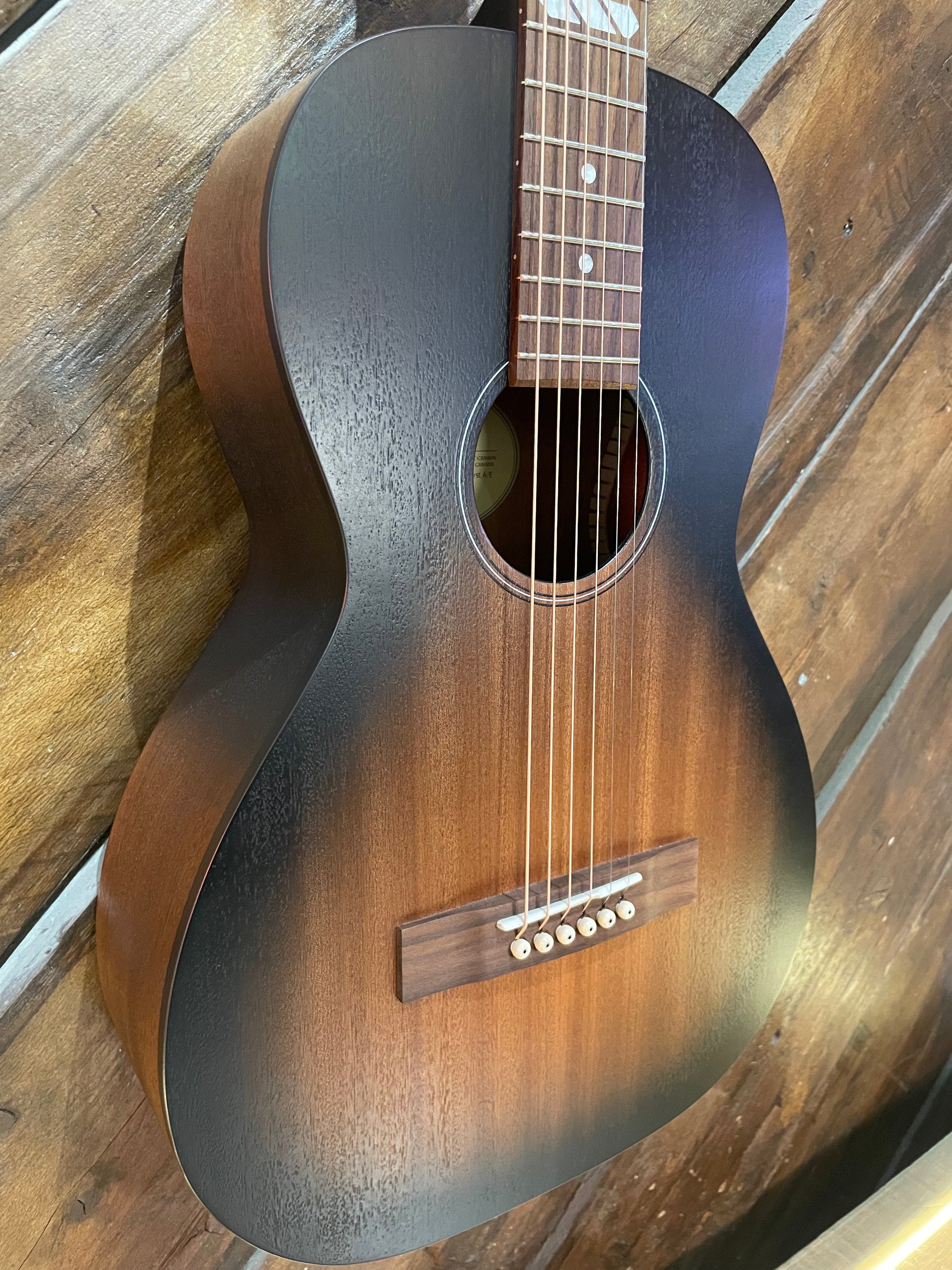 Godin Mahogany Parlor Electro Acoustic Guitar, Black Burst A/E NEW