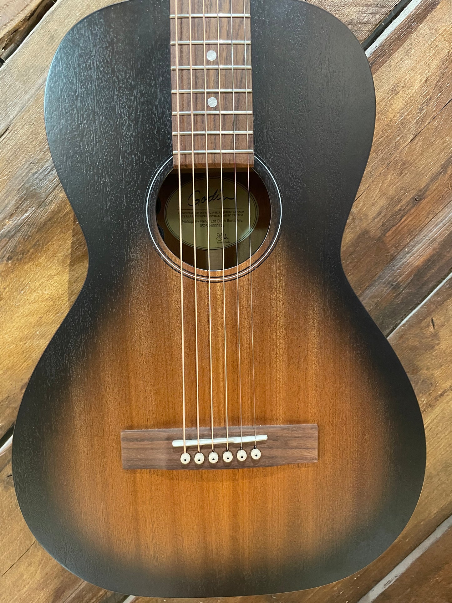 Godin Mahogany Parlor Electro Acoustic Guitar, Black Burst A/E NEW