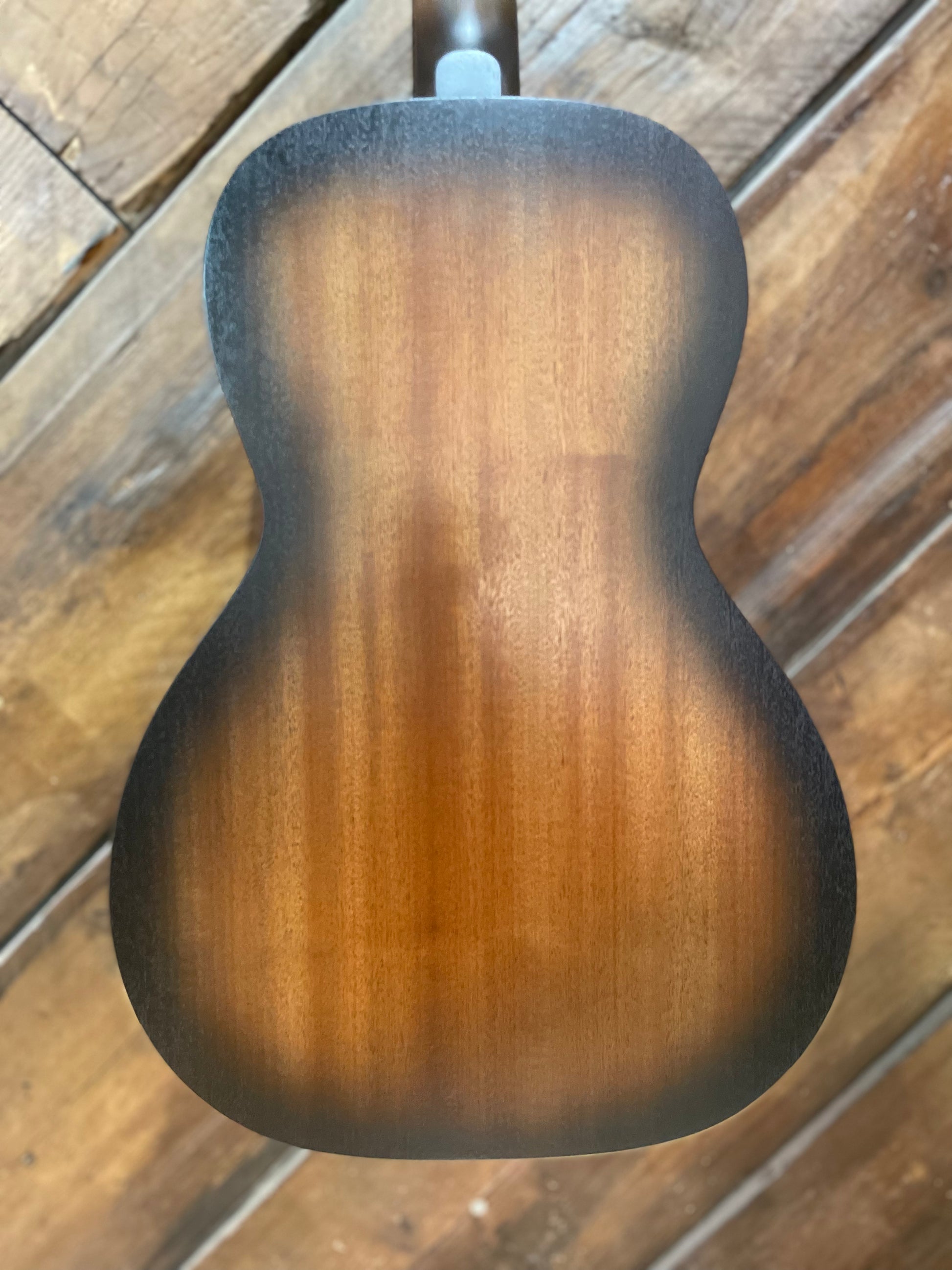 Godin Mahogany Parlor Electro Acoustic Guitar, Black Burst A/E NEW
