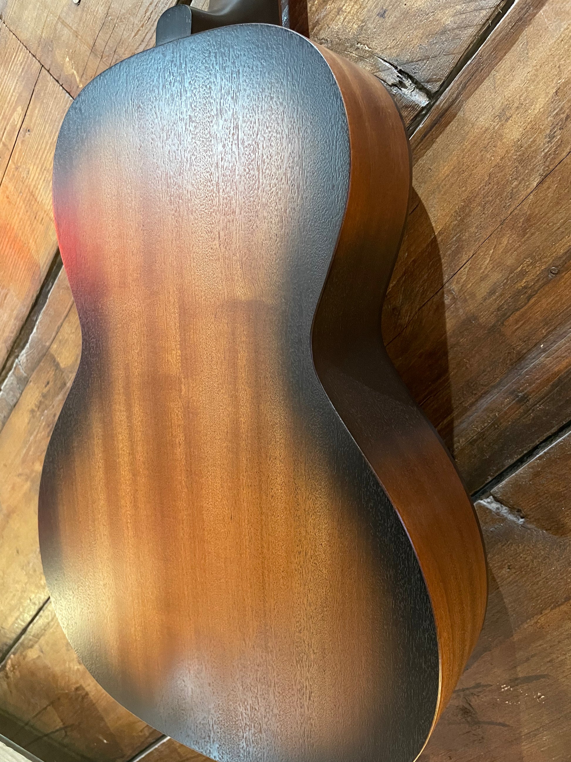 Godin Mahogany Parlor Electro Acoustic Guitar, Black Burst A/E NEW