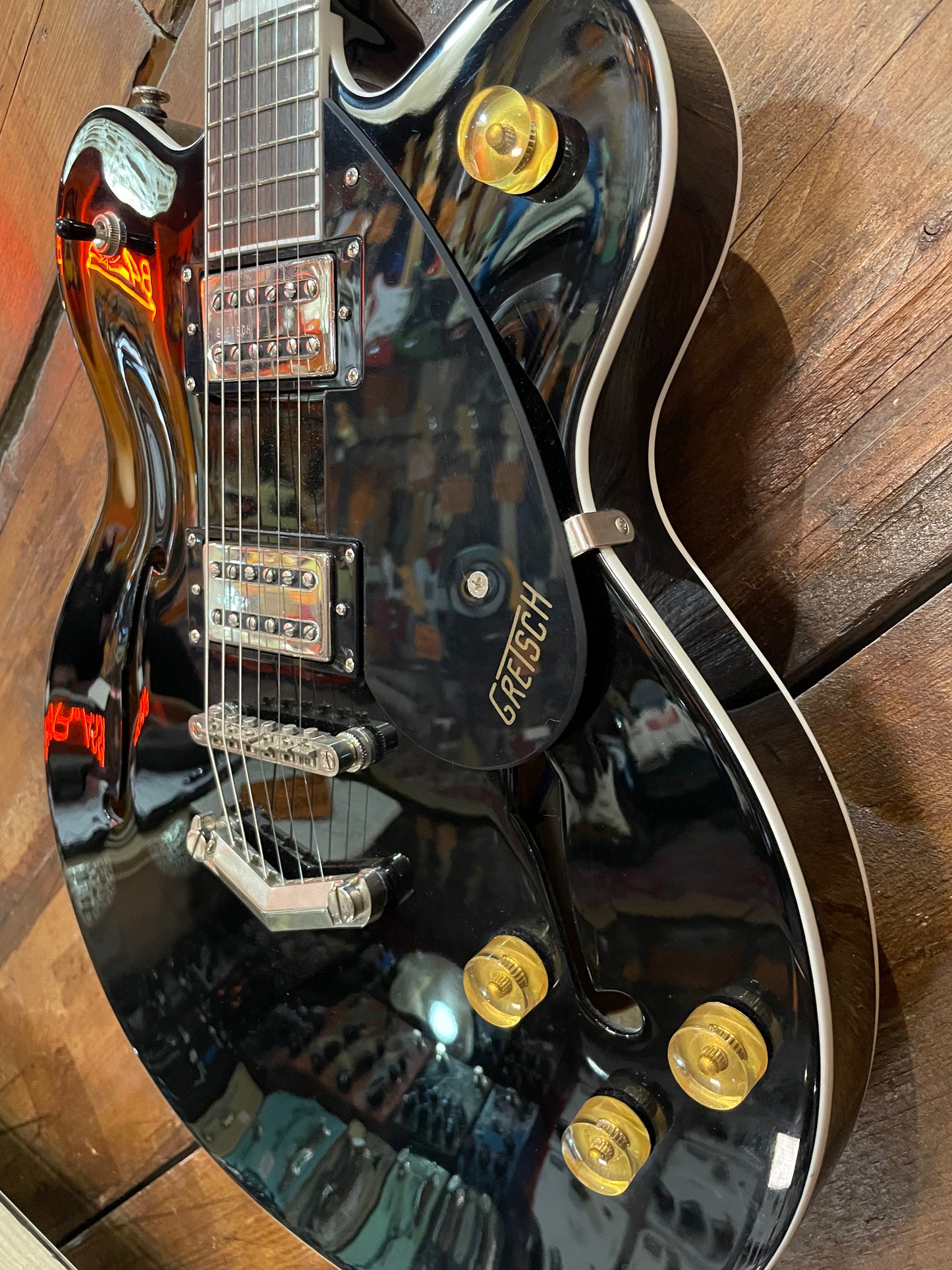 S/H Gretsch G2622 Streamliner Semi-Hollow Electric Guitar, Black