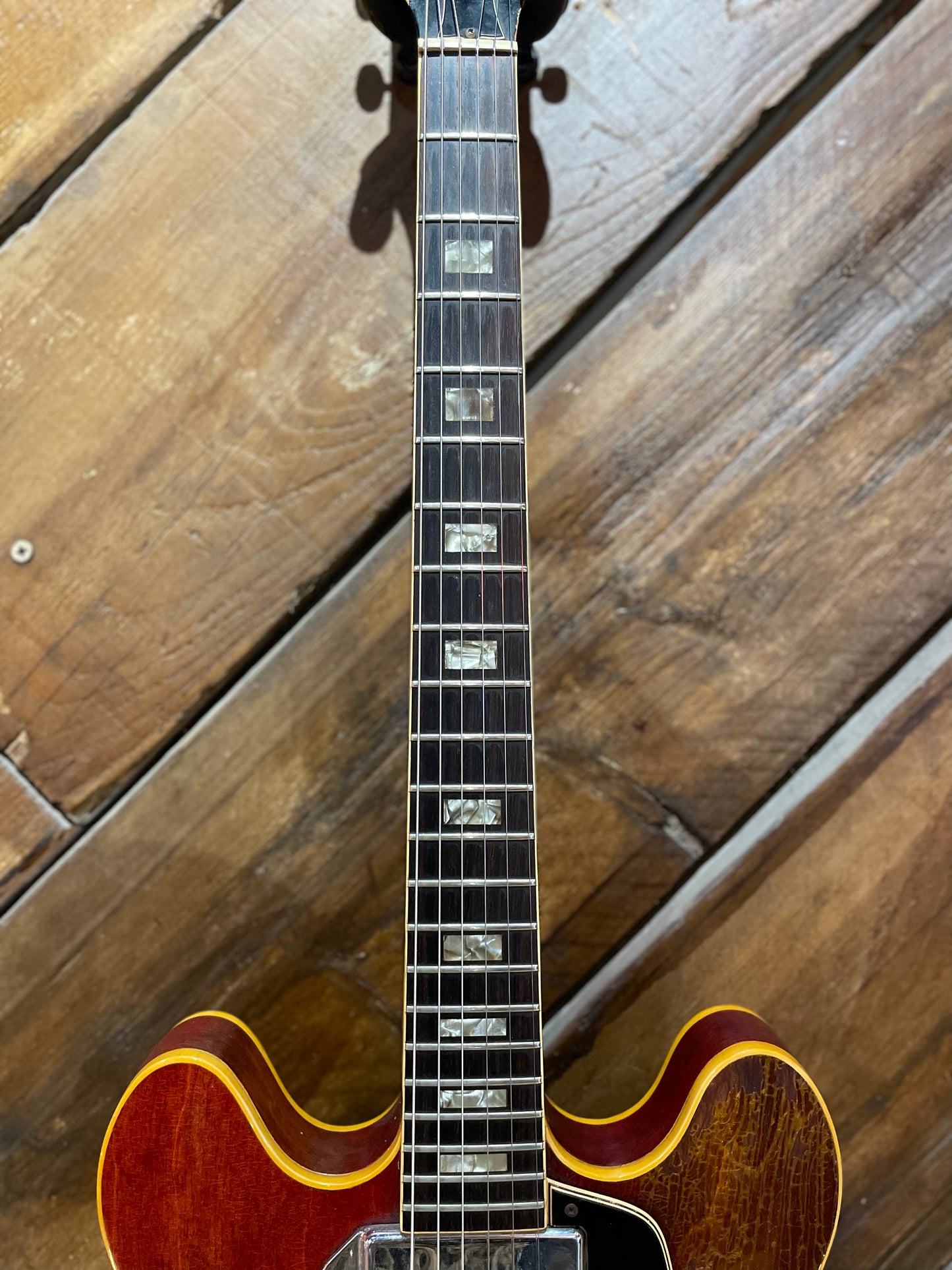 S/H 1968 Gibson ES-330, Cherry Red