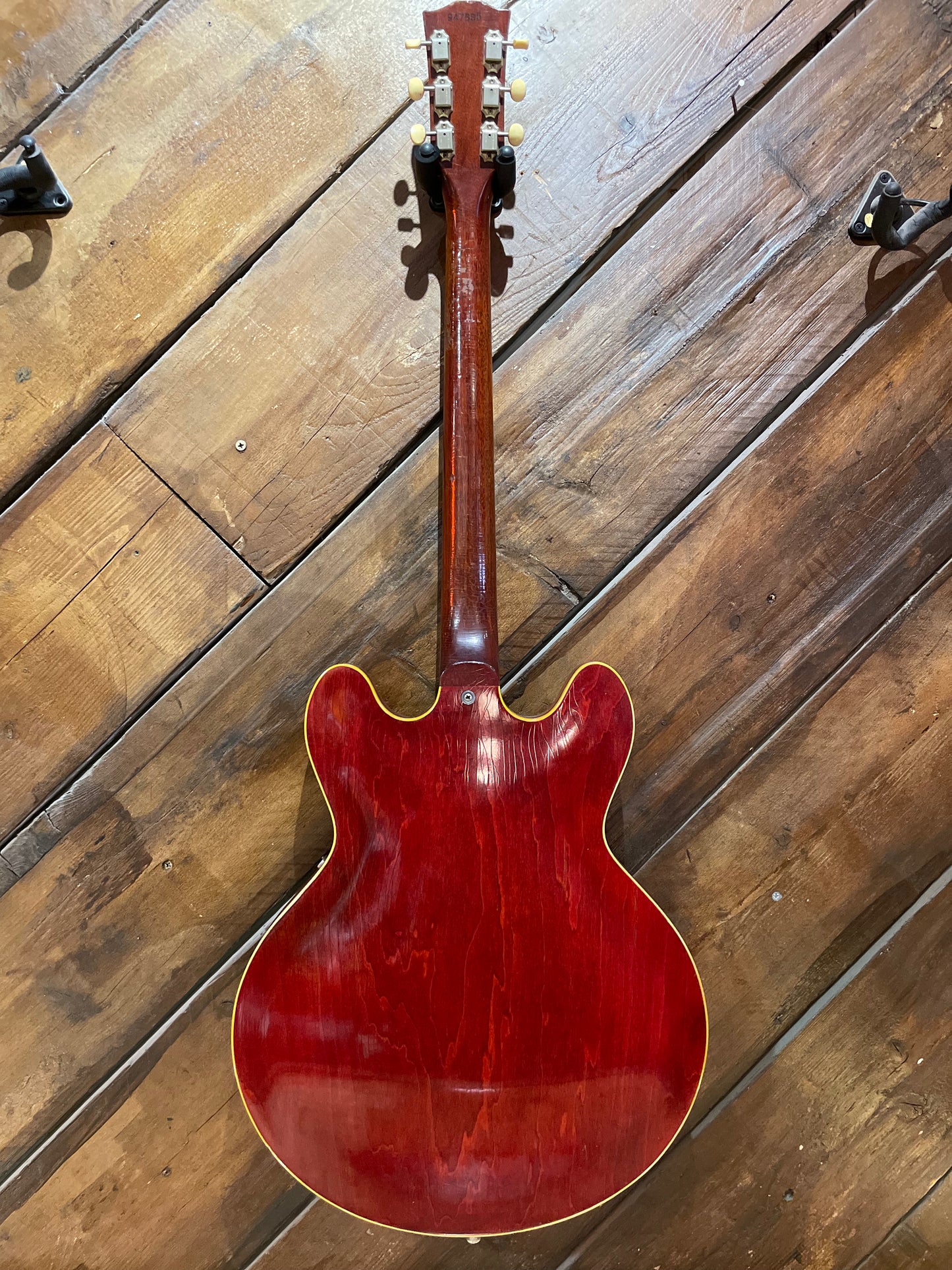 S/H 1968 Gibson ES-330, Cherry Red