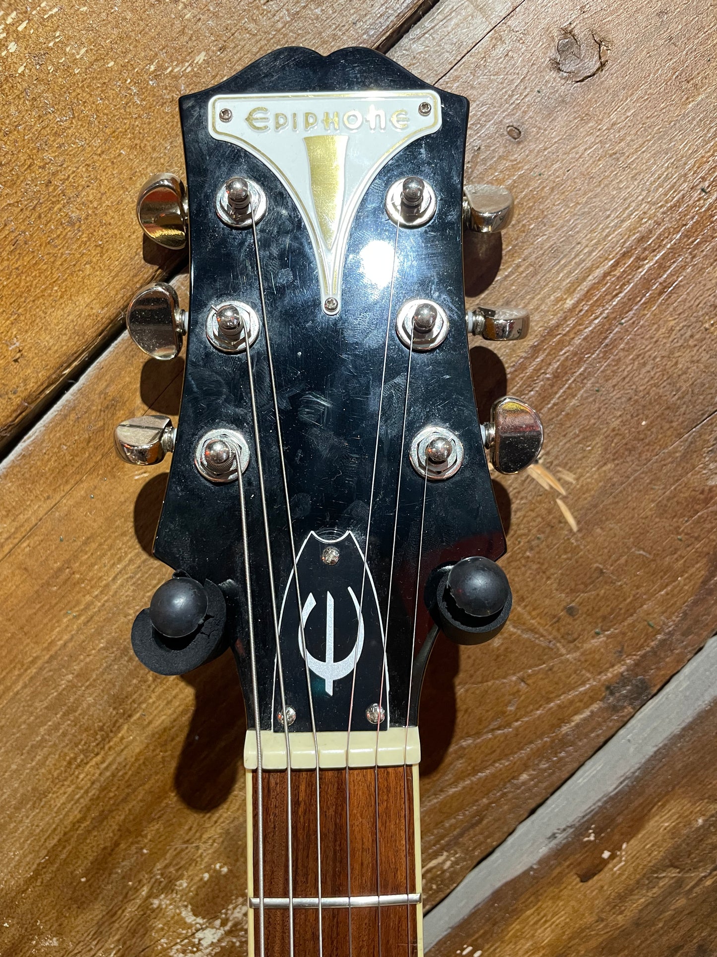 S/H Epiphone Wildkat Semi-Hollow Electric Guitar, Antique Natural