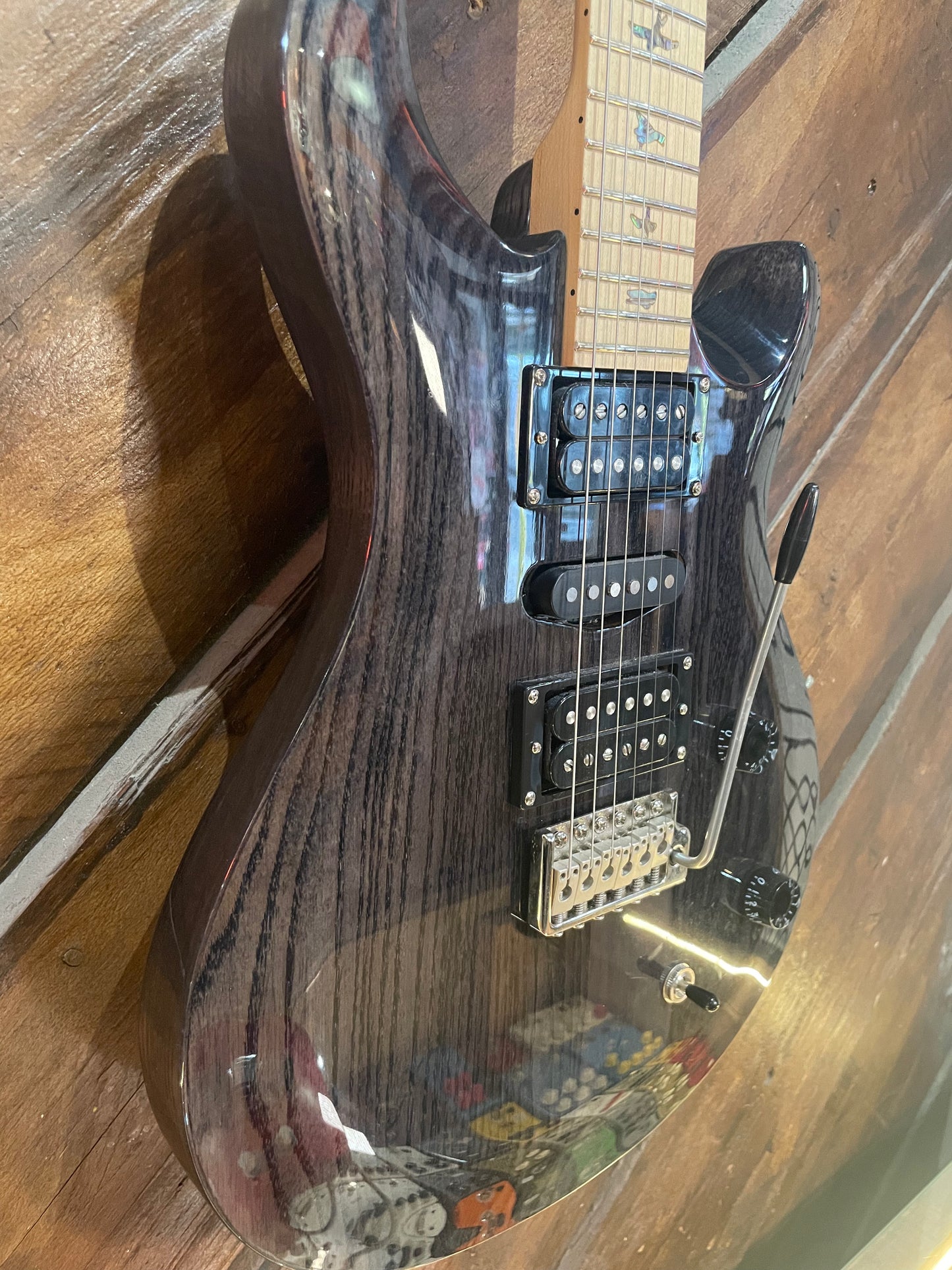 S/H 2024 PRS SE Swamp Ash Special, Charcoal