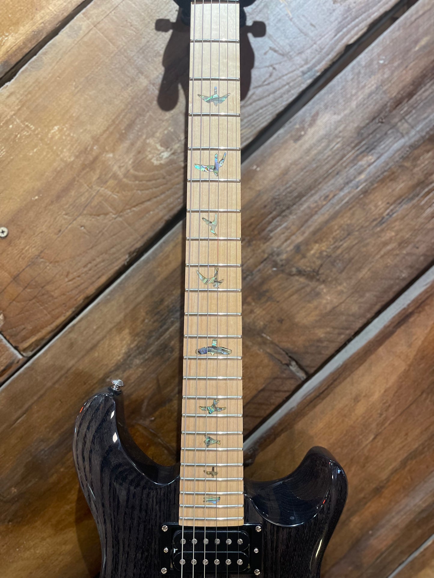 S/H 2024 PRS SE Swamp Ash Special, Charcoal