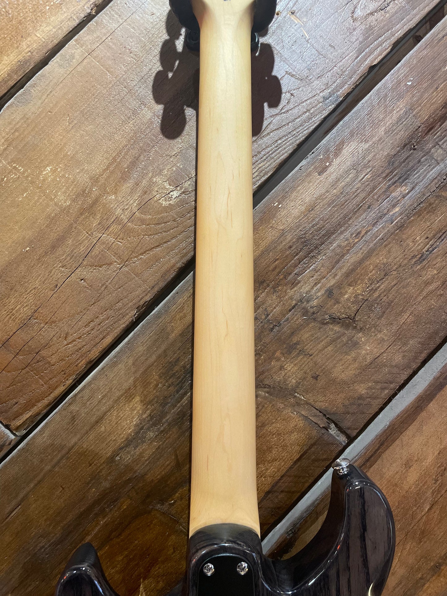 S/H 2024 PRS SE Swamp Ash Special, Charcoal