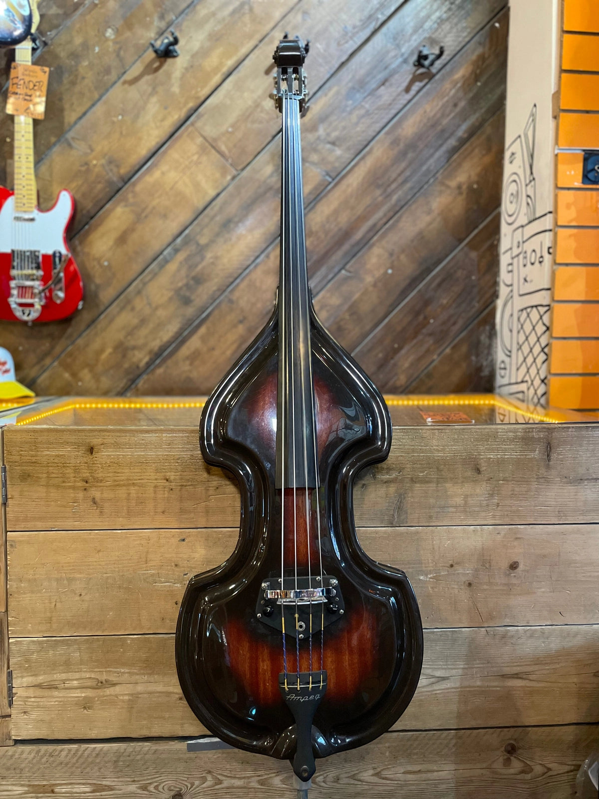 S/H 1965 Ampeg USA Baby Bass