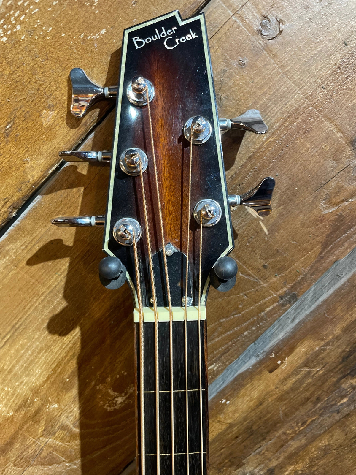 S/H Boulder Creek EBRI-TB V Fretless Acoustic Bass