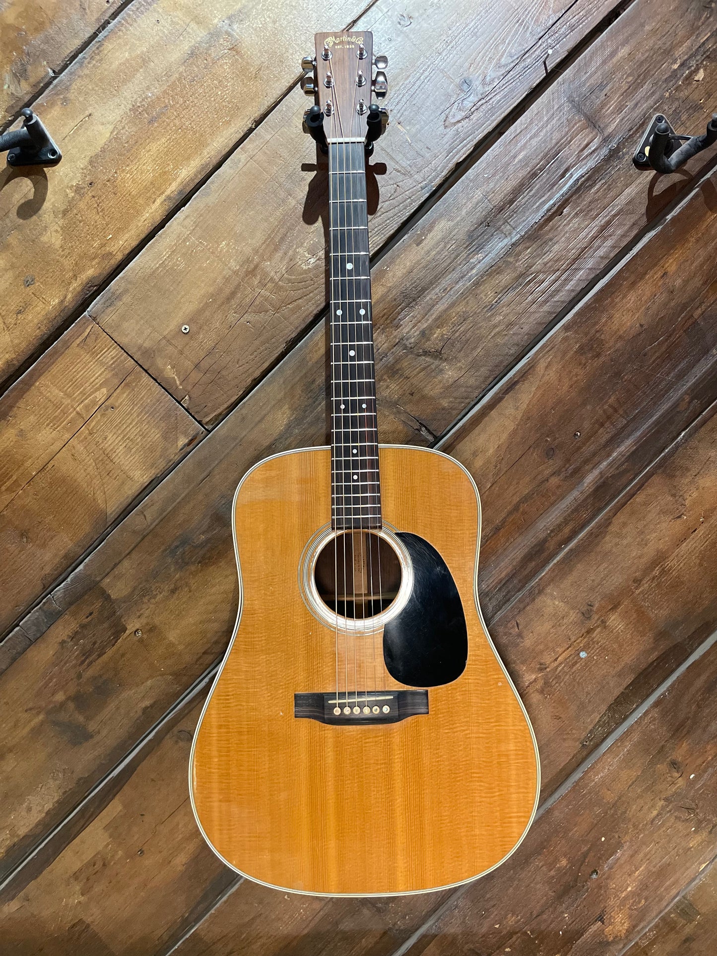 S/H 1997 Martin D-28 Dreadnought Acoustic Guitar, Natural