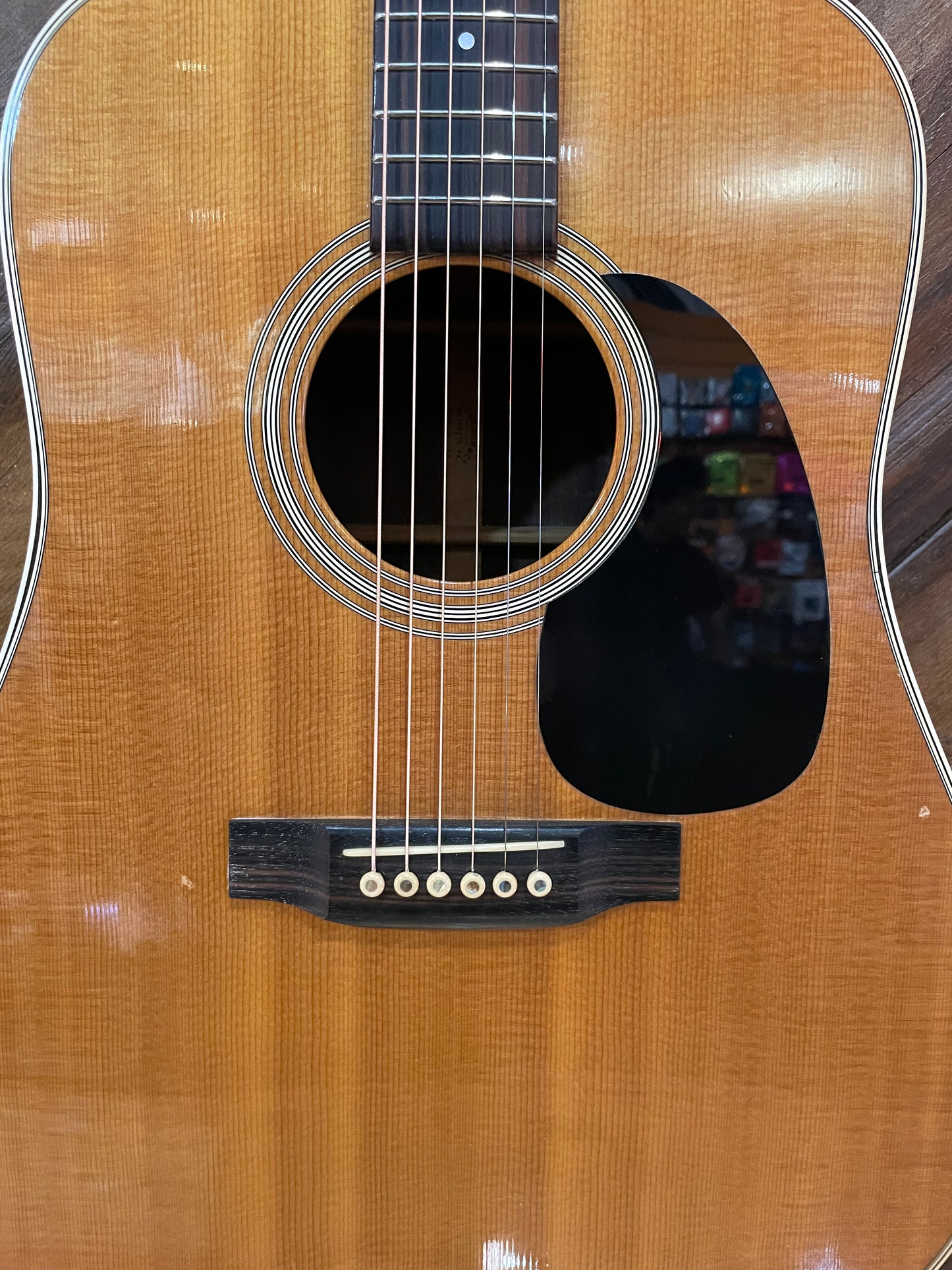 S/H 1997 Martin D-28 Dreadnought Acoustic Guitar, Natural